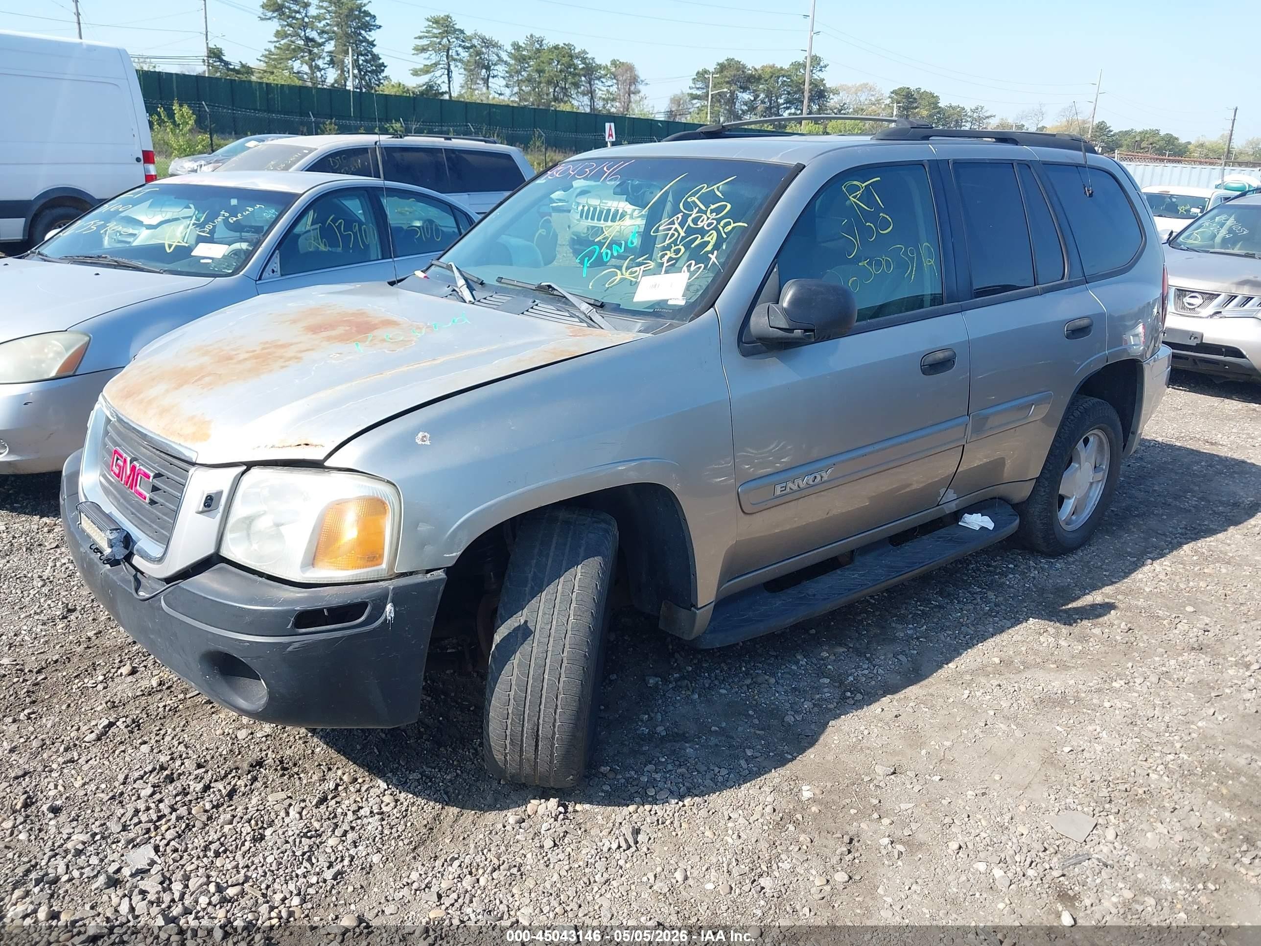 2002 Gmc Envoy Sle Серебряный vin: 1GKDT13S222228203