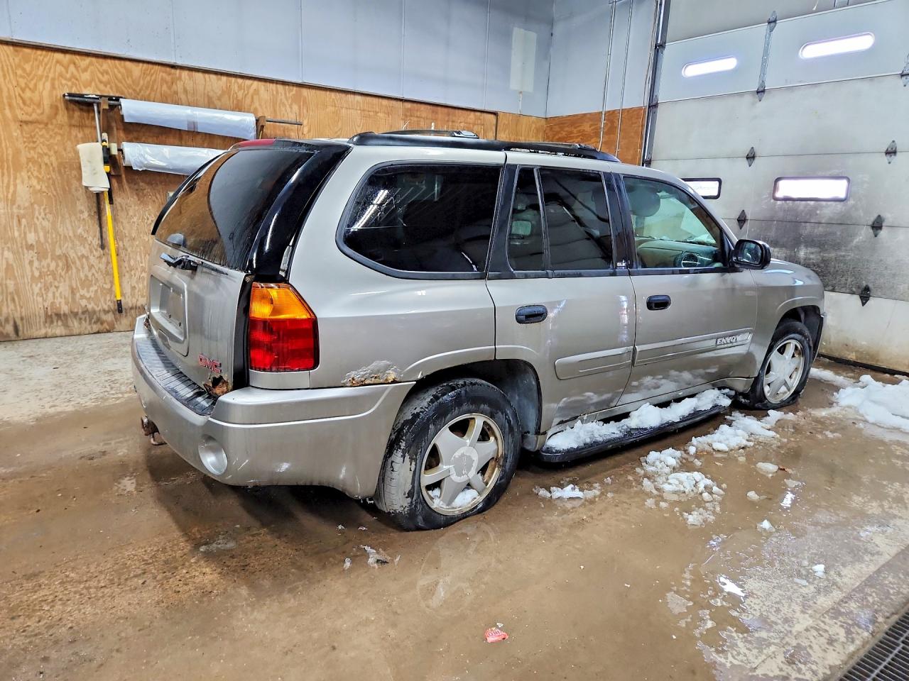2002 Gmc Envoy Beige vin: 1GKDT13S222283489