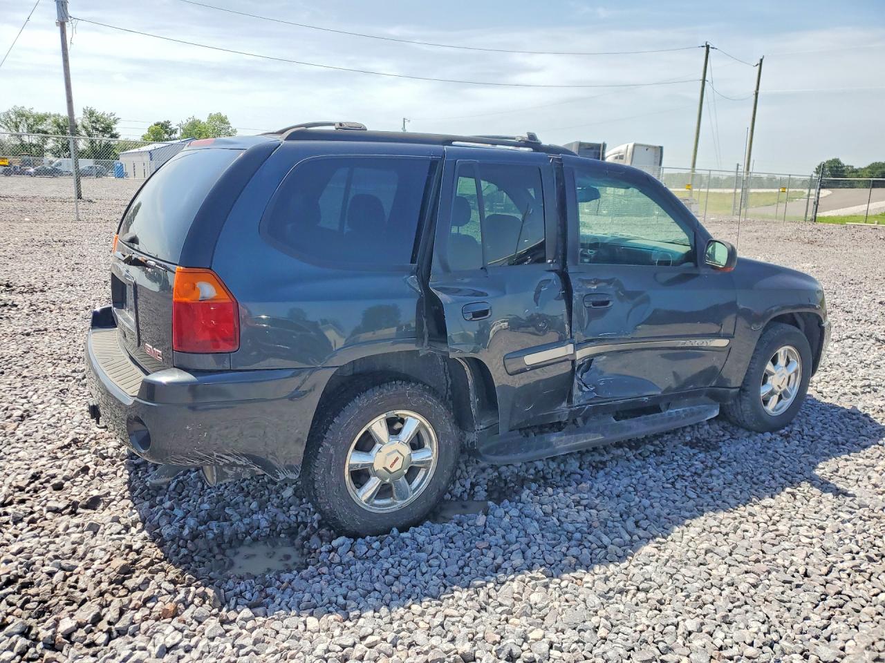 2004 Gmc Envoy Charcoal vin: 1GKDT13S242216362