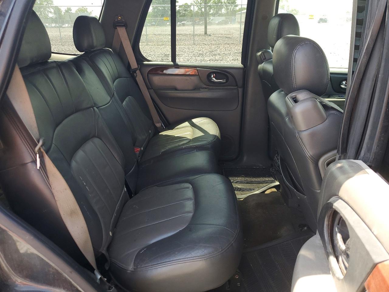 2004 Gmc Envoy Charcoal vin: 1GKDT13S242216362