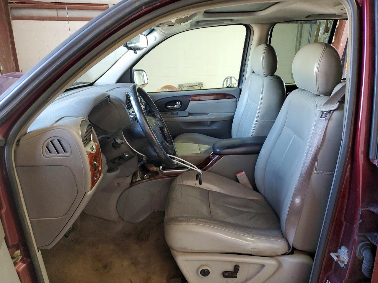 2005 Gmc Envoy Burgundy vin: 1GKDT13S252182179