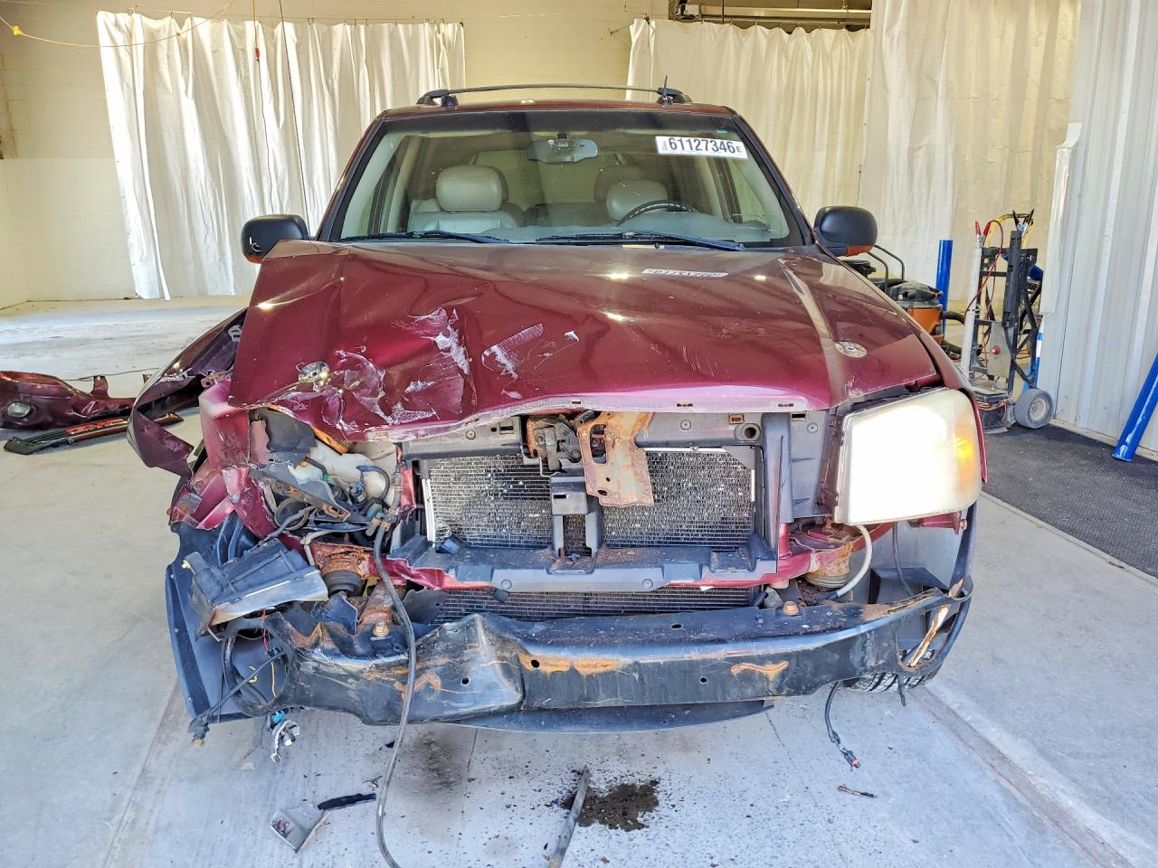 2005 Gmc Envoy Burgundy vin: 1GKDT13S252182179