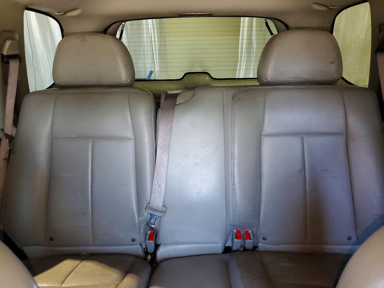 2005 Gmc Envoy Burgundy vin: 1GKDT13S252182179