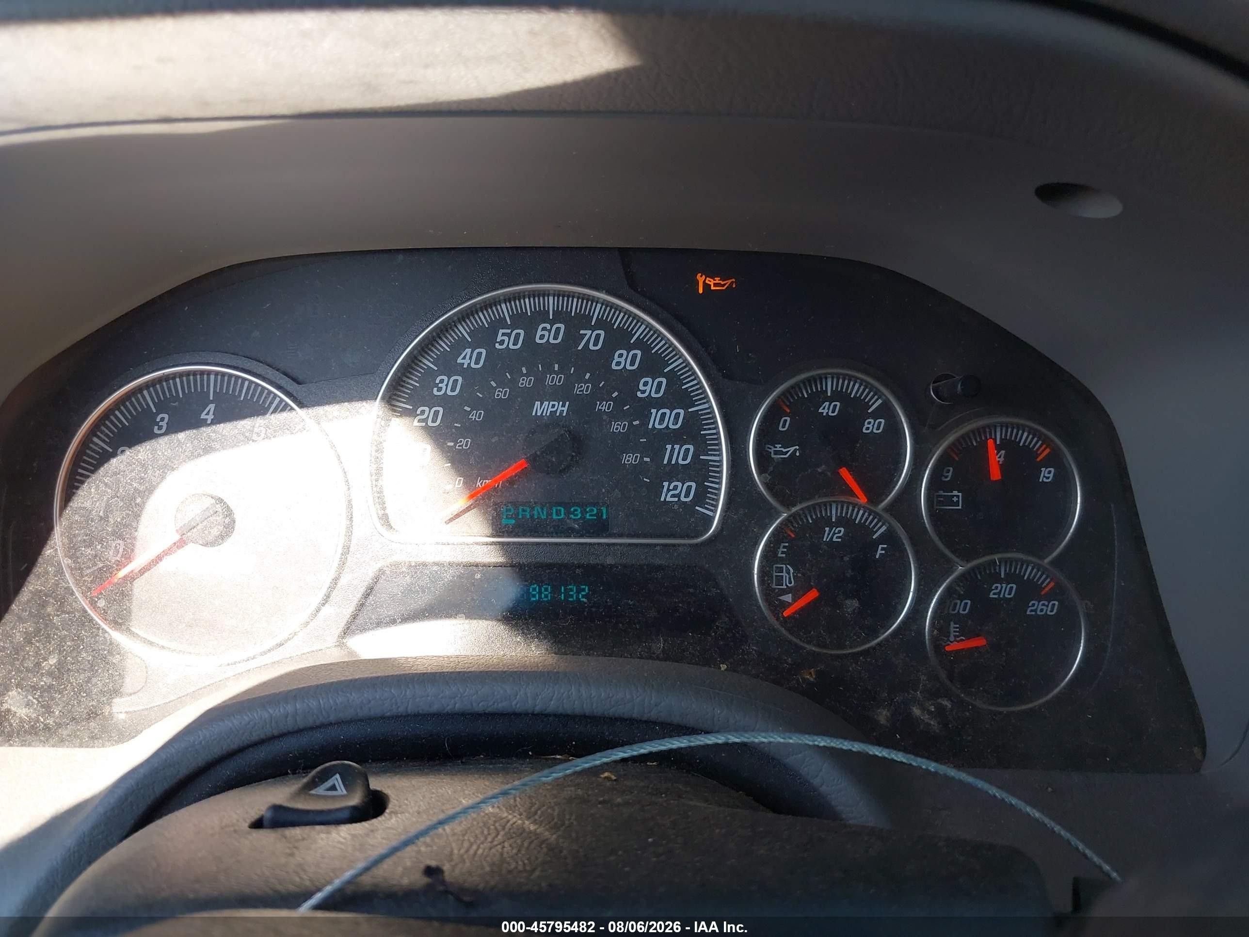 2005 Gmc Envoy Sle Silver vin: 1GKDT13S252208666