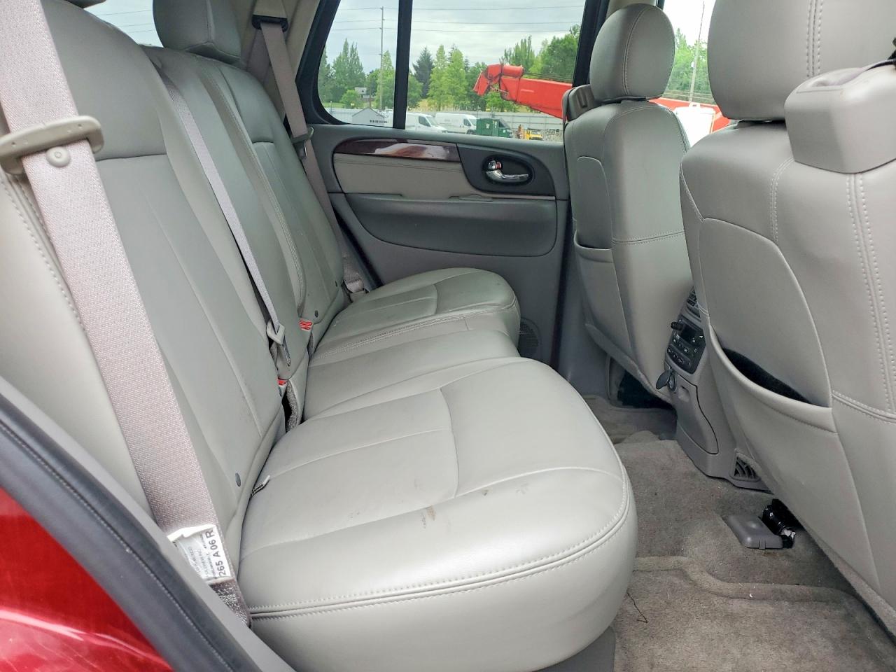 2007 Gmc Envoy Burgundy vin: 1GKDT13S272158709
