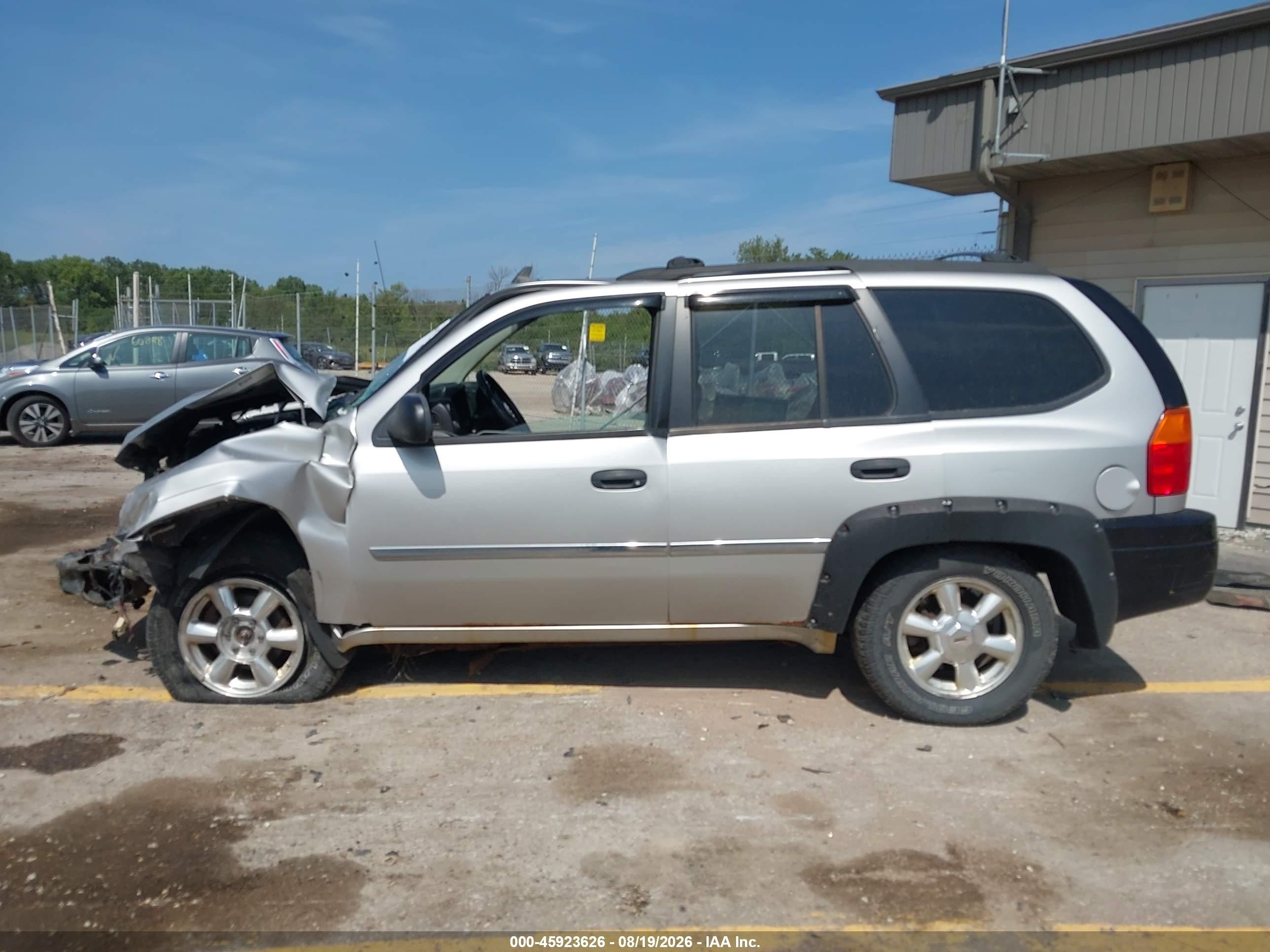 2008 Gmc Envoy Silver vin: 1GKDT13S282223995