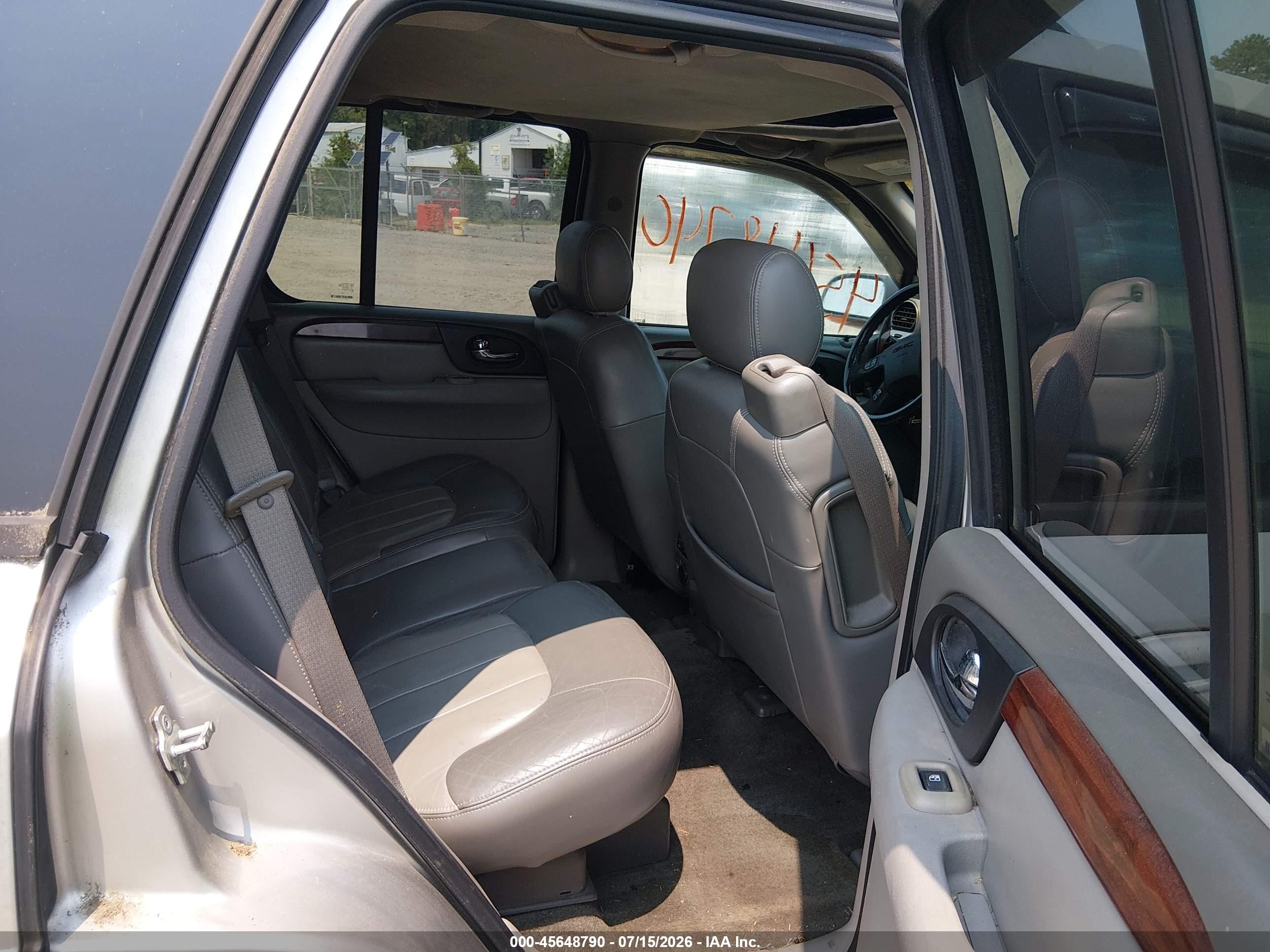 2004 Gmc Envoy Slt Silver vin: 1GKDT13S342387329