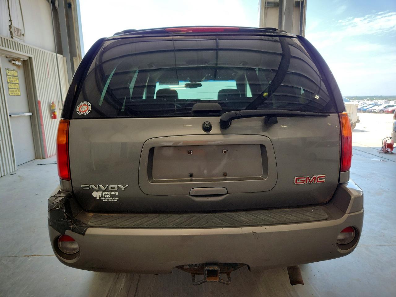 2008 Gmc Envoy Gray vin: 1GKDT13S382123503