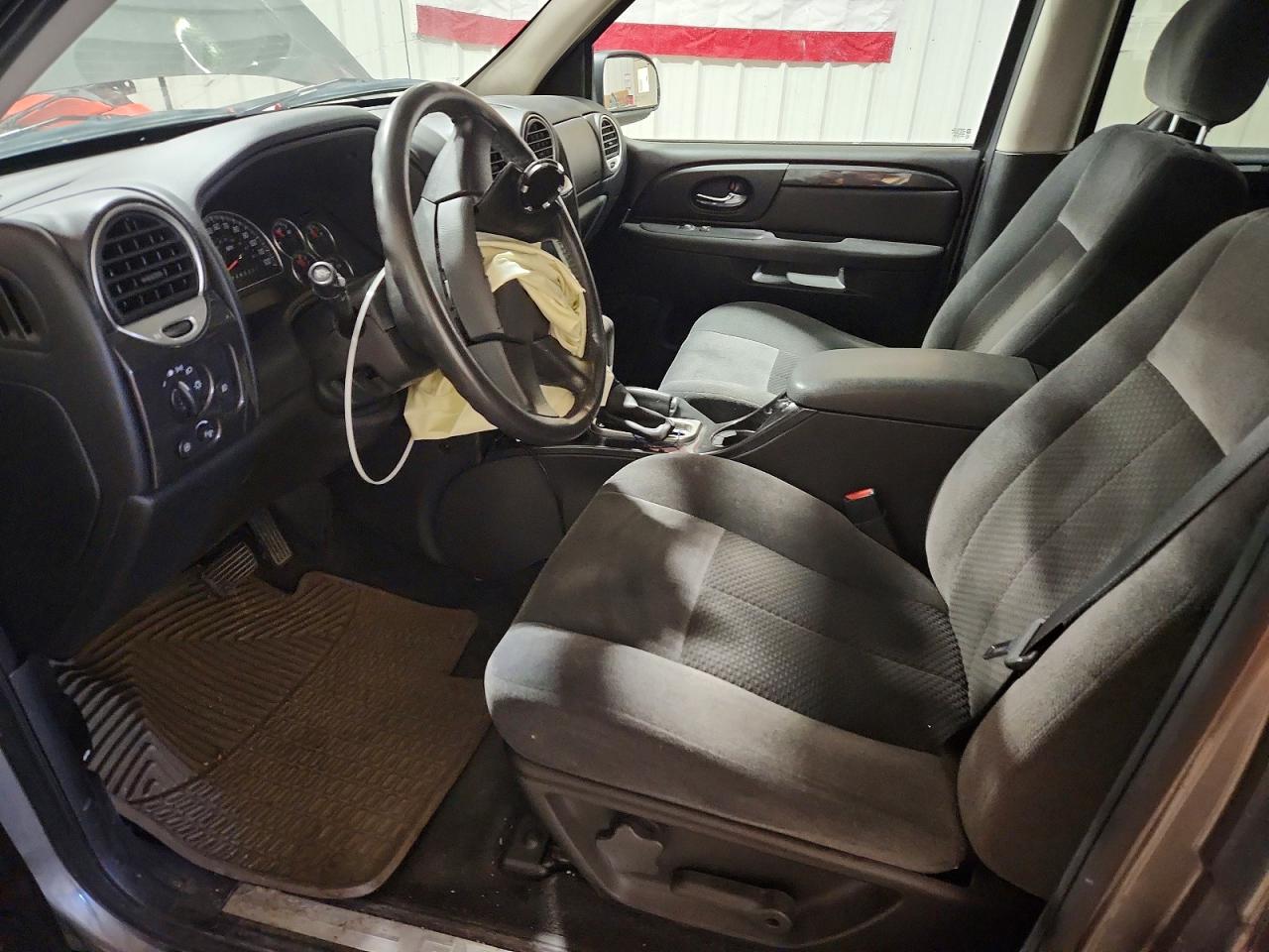 2008 Gmc Envoy Gray vin: 1GKDT13S382251935