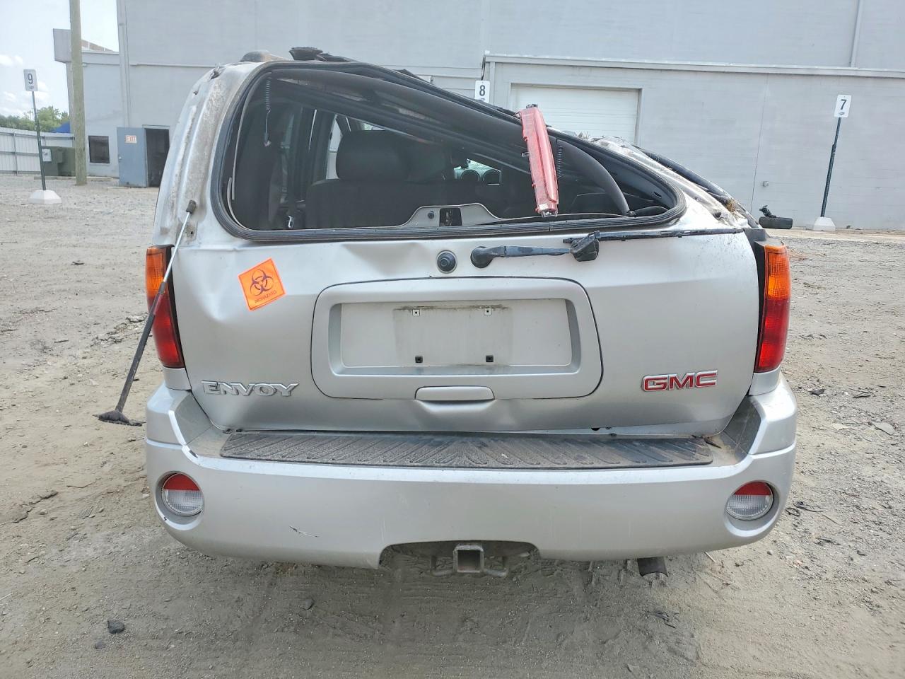 2004 Gmc Envoy Silver vin: 1GKDT13S442106056