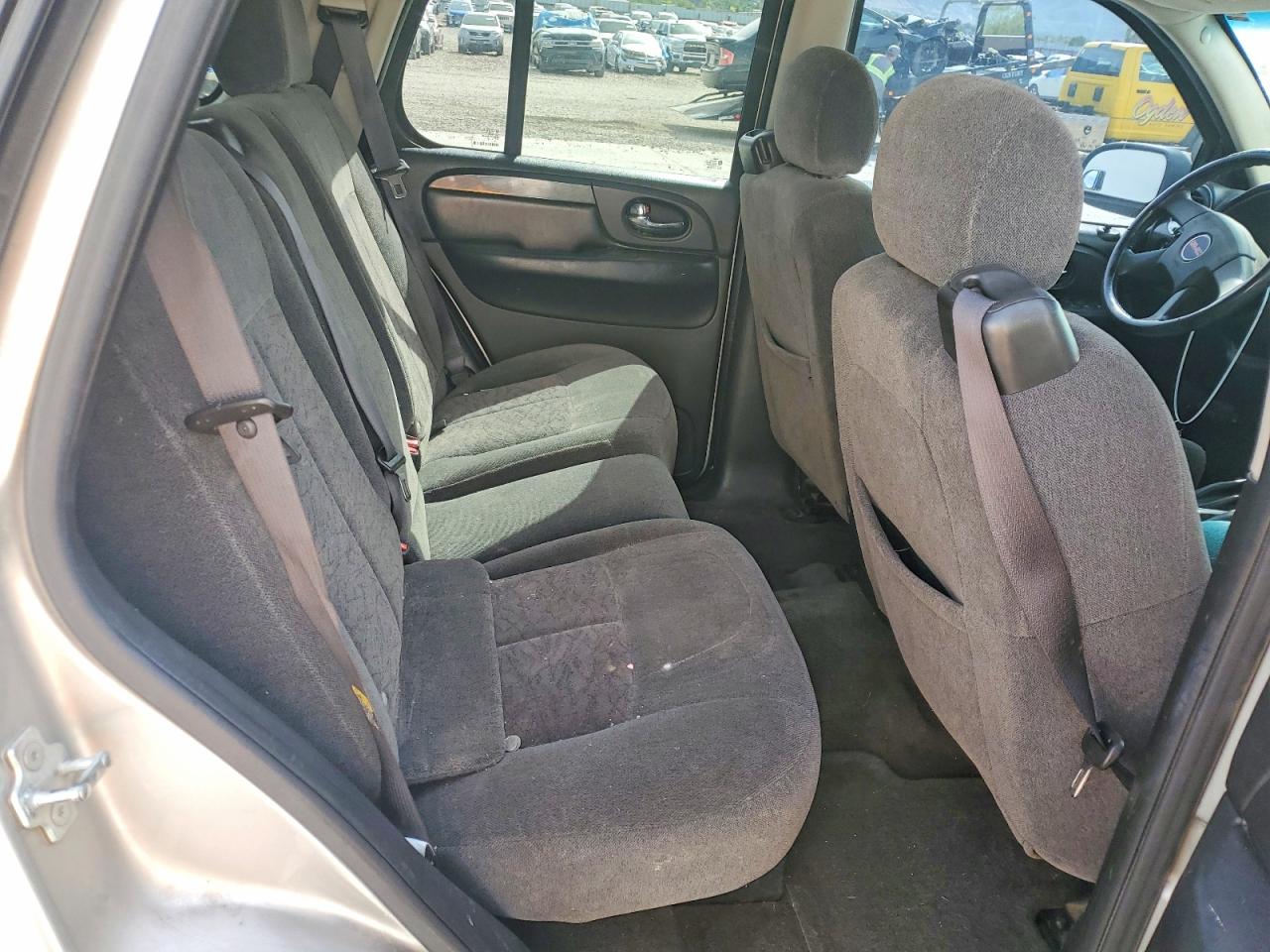 2006 Gmc Envoy Silver vin: 1GKDT13S462123328