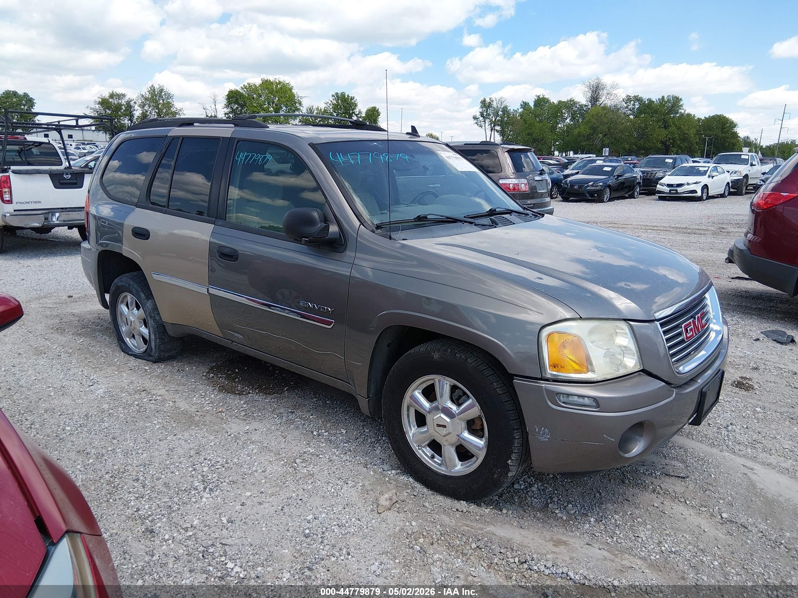 2006 Gmc Envoy Sle Tan vin: 1GKDT13S462235739
