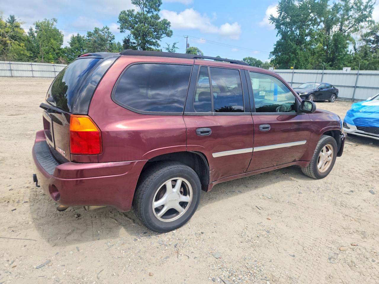 2007 Gmc Envoy Maroon vin: 1GKDT13S472104473