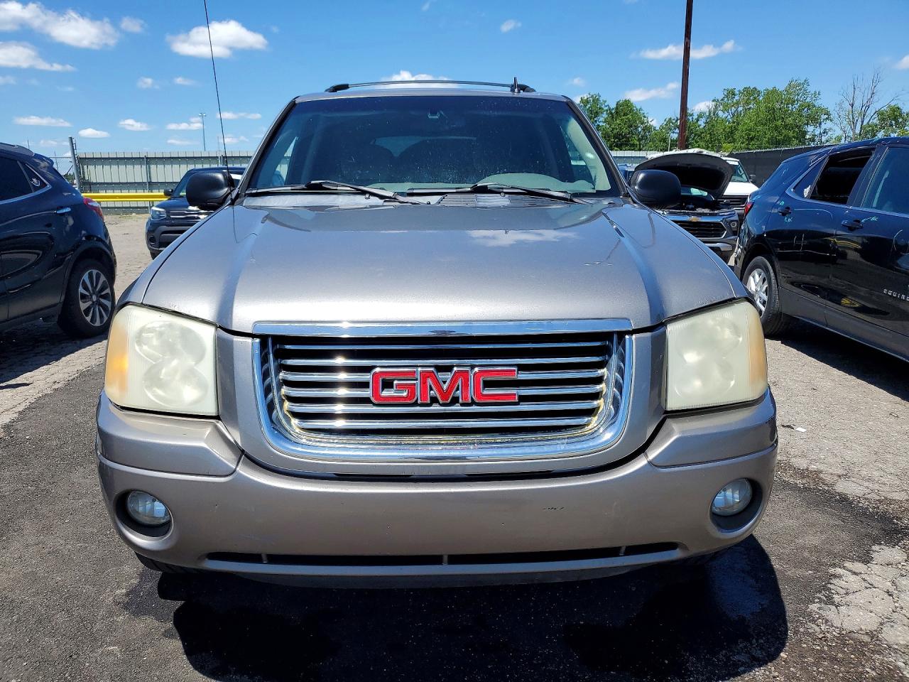 2007 Gmc Envoy Silver vin: 1GKDT13S472200135