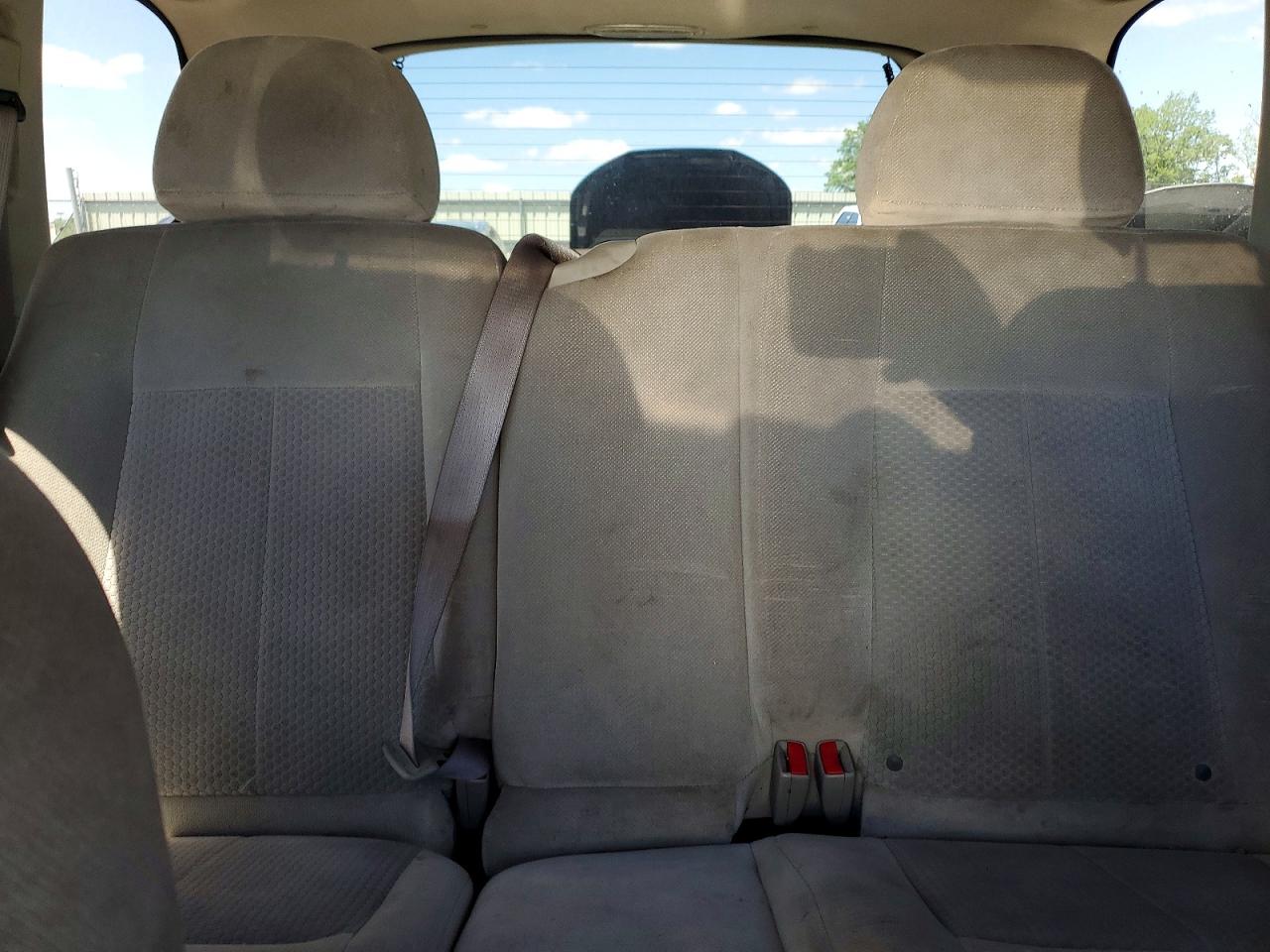 2007 Gmc Envoy Silver vin: 1GKDT13S472200135