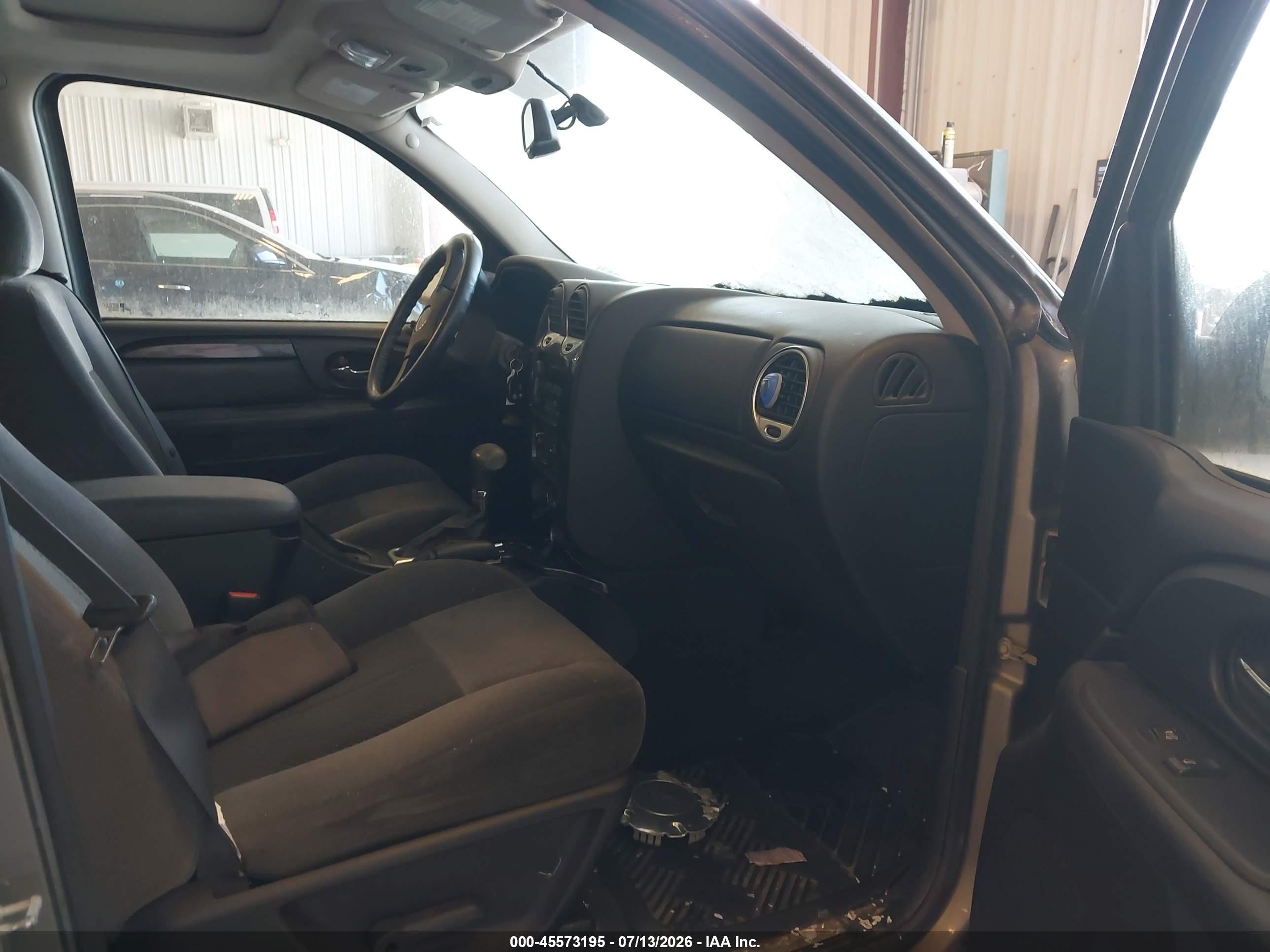 2008 Gmc Envoy Sle Gray vin: 1GKDT13S482155666