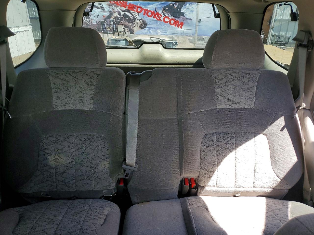 2002 Gmc Envoy White vin: 1GKDT13S522503370