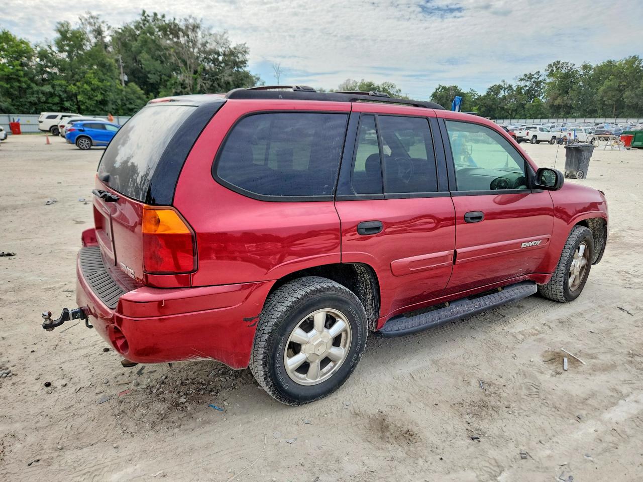 2004 Gmc Envoy Red vin: 1GKDT13S542253468