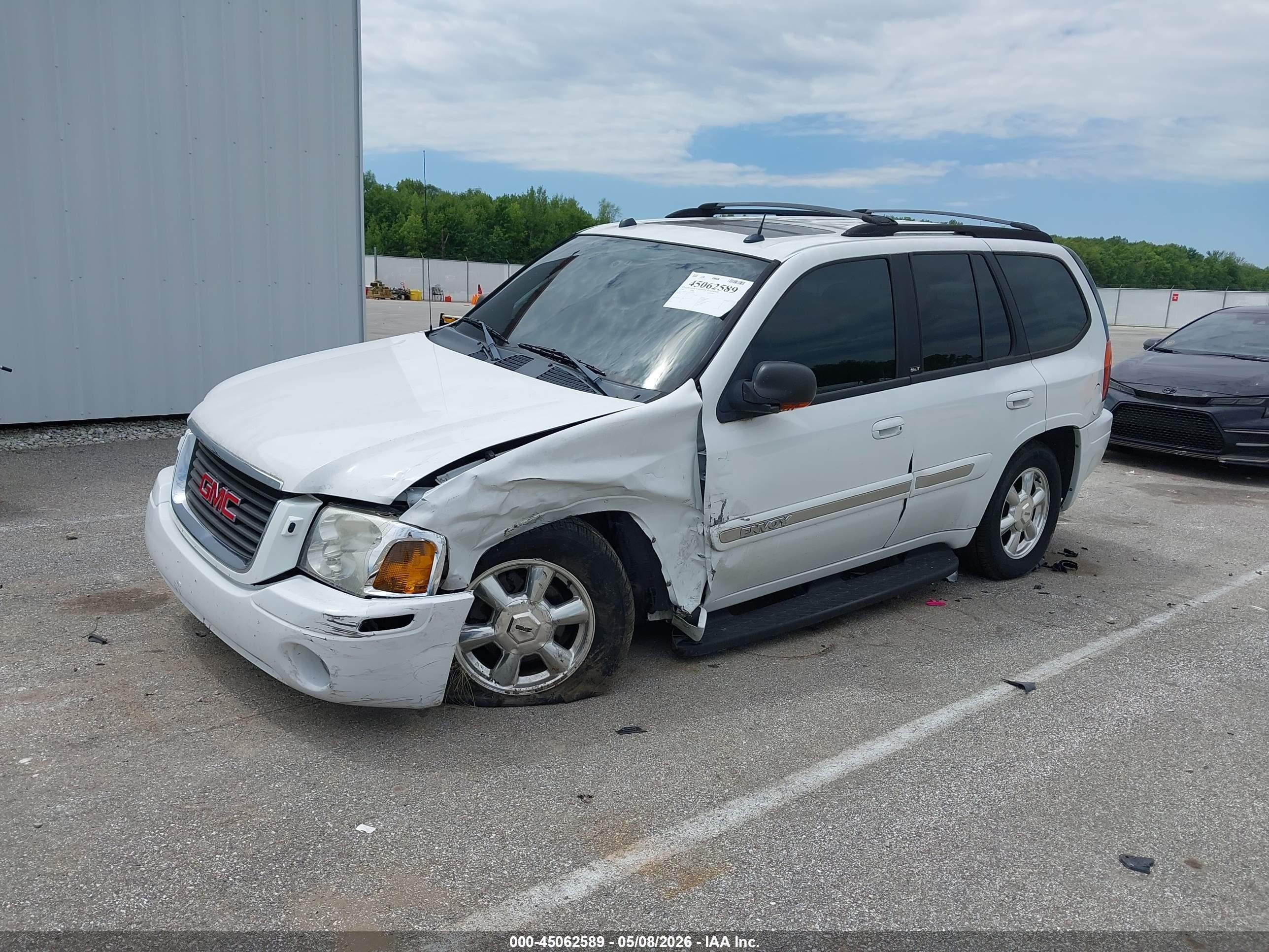 2005 Gmc Envoy Slt White vin: 1GKDT13S552310690