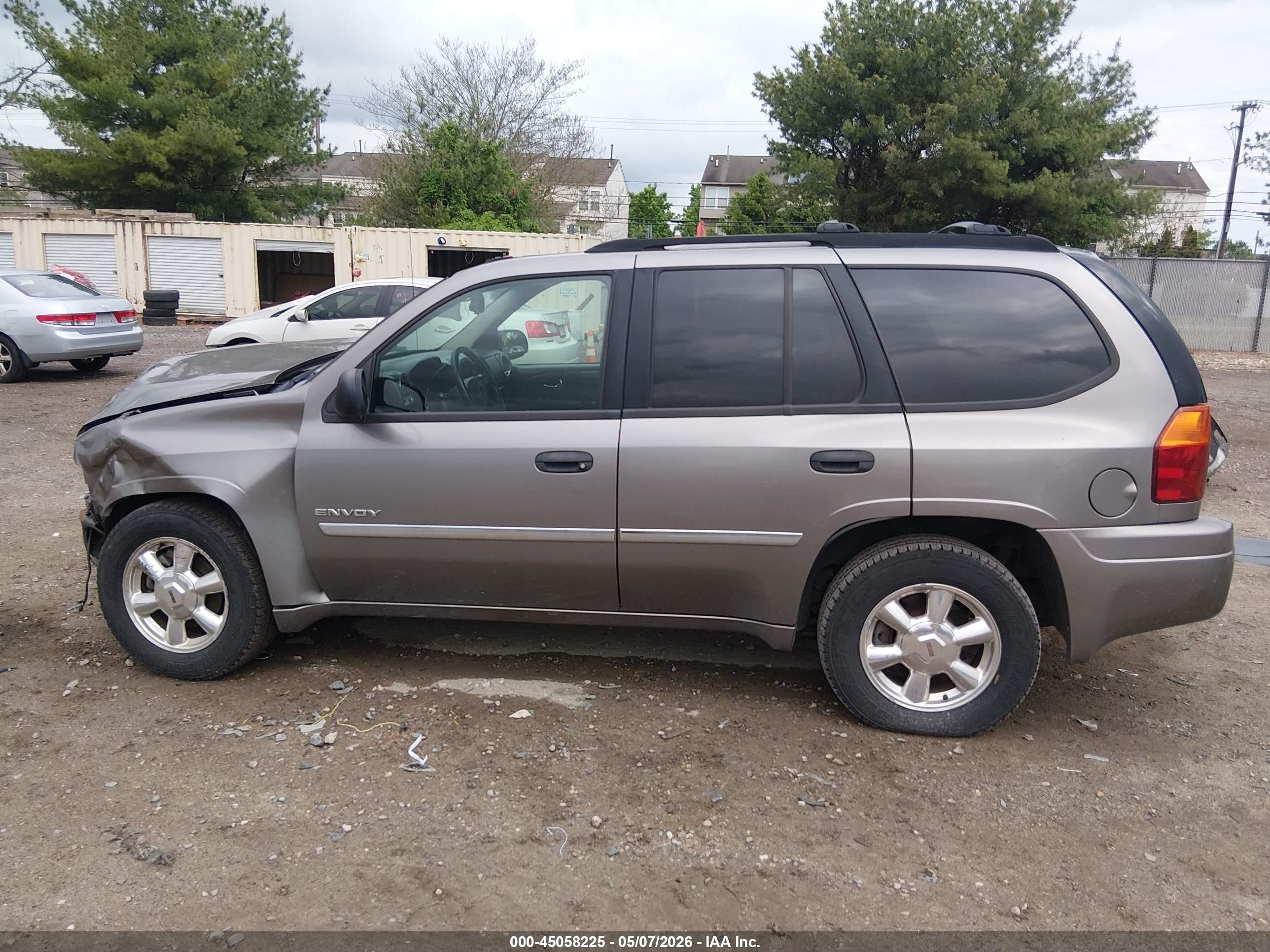 2006 Gmc Envoy Sle Champagne vin: 1GKDT13S662202189