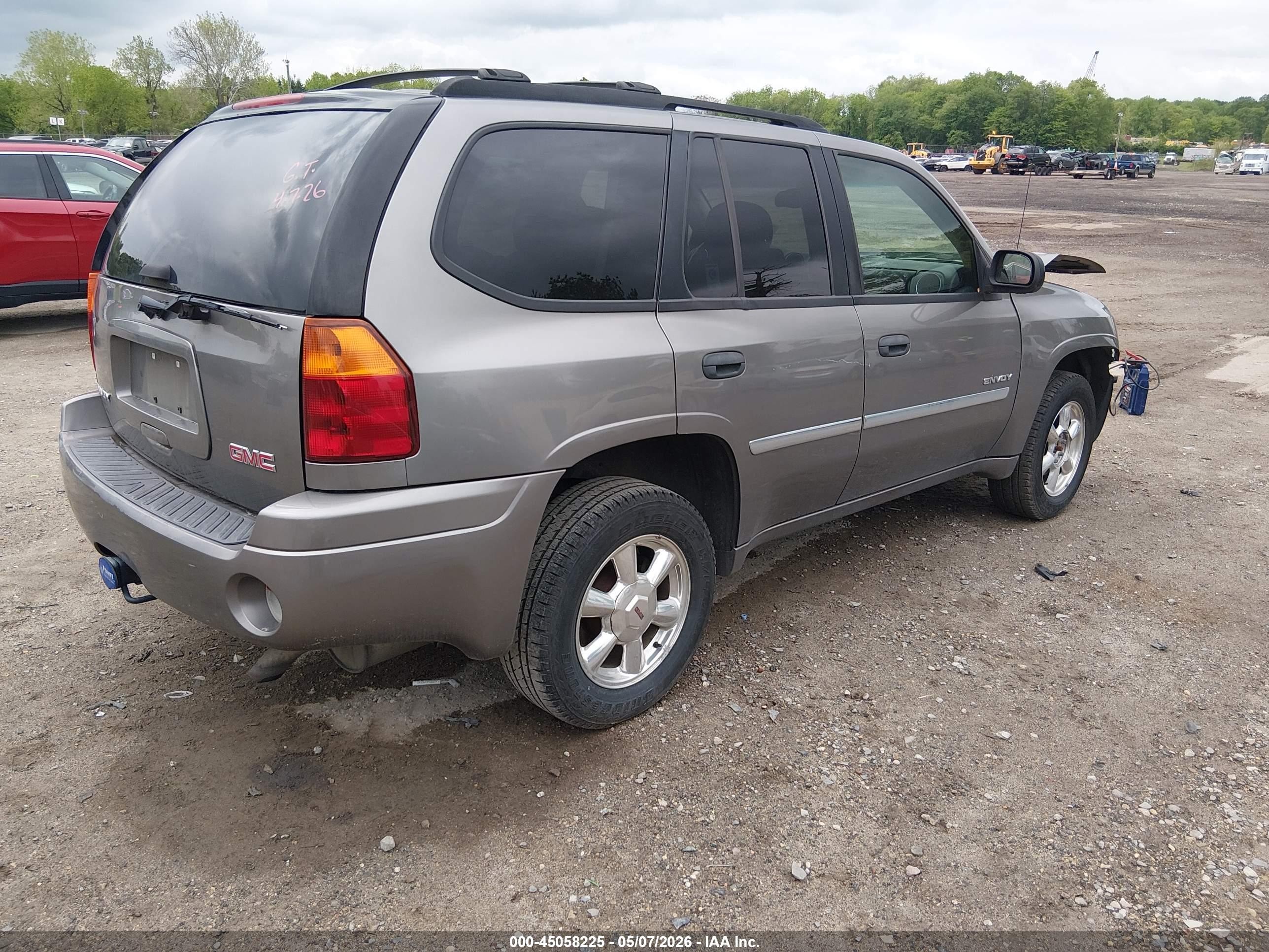 2006 Gmc Envoy Sle Champagne vin: 1GKDT13S662202189