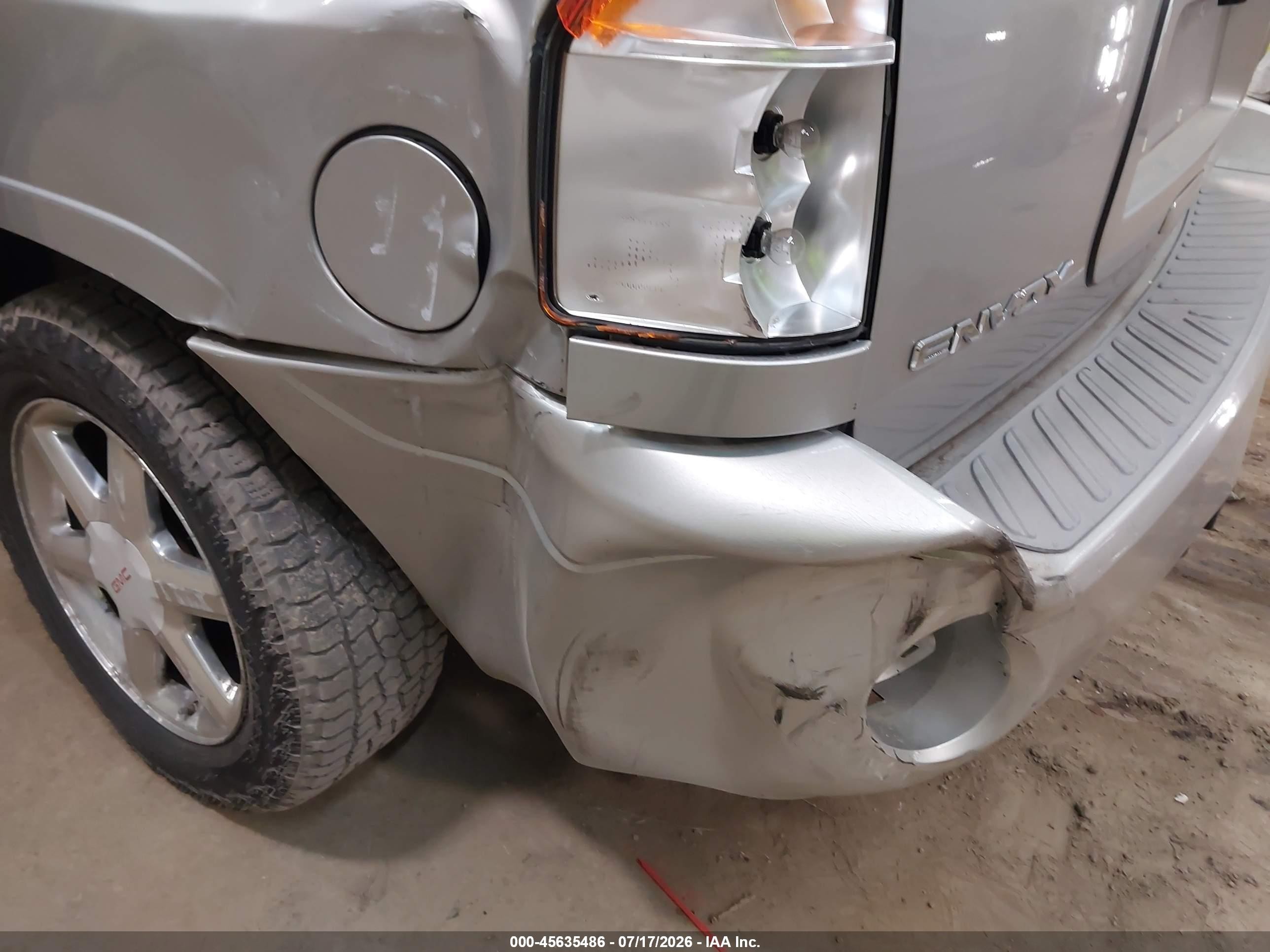 2008 Gmc Envoy Slt Silver vin: 1GKDT13S682151845