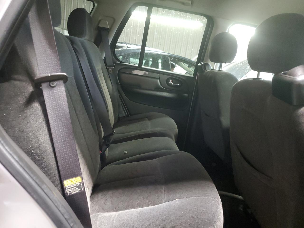 2006 Gmc Envoy Silver vin: 1GKDT13S762147316