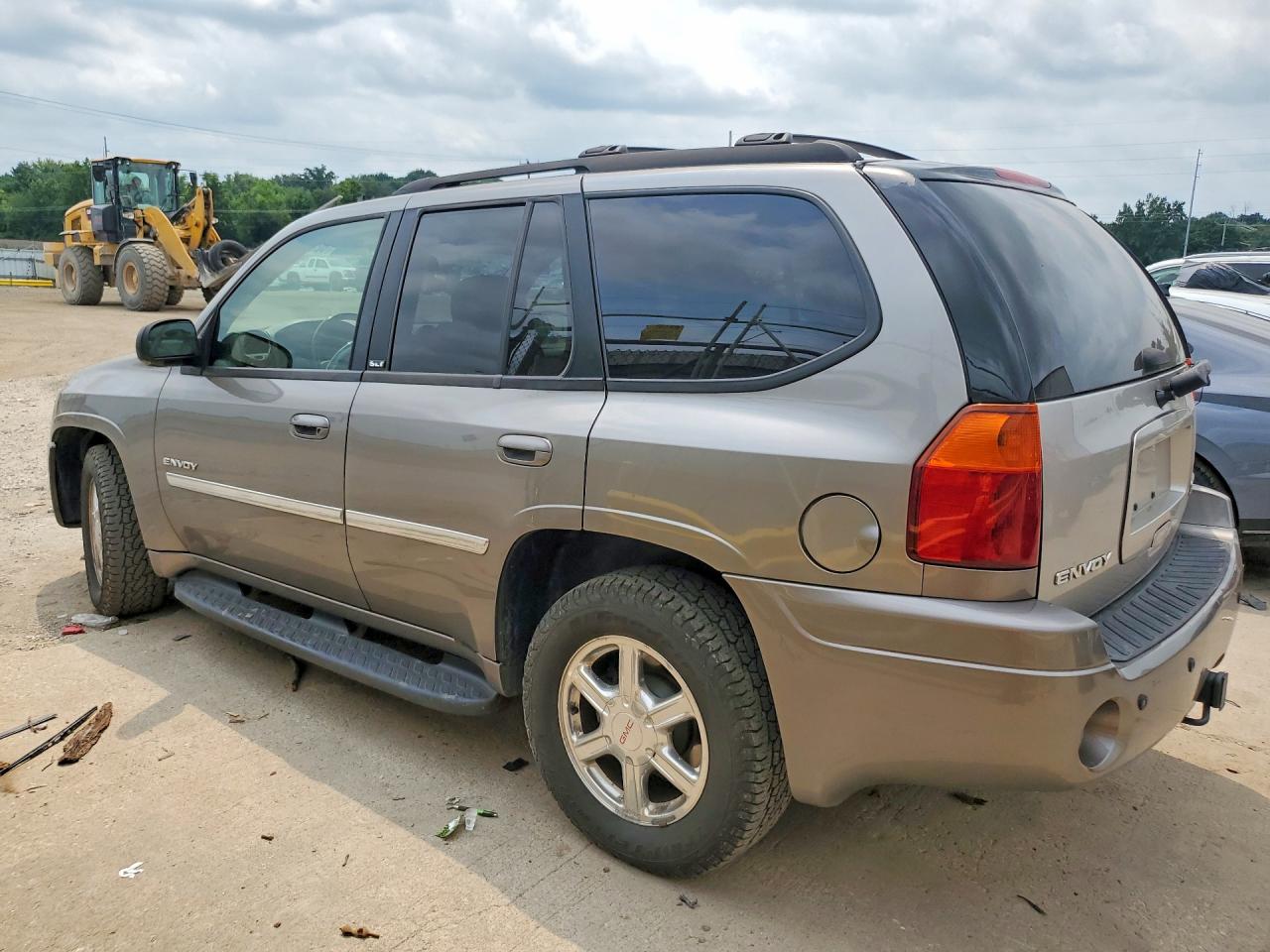 2006 Gmc Envoy Beige vin: 1GKDT13S762340775
