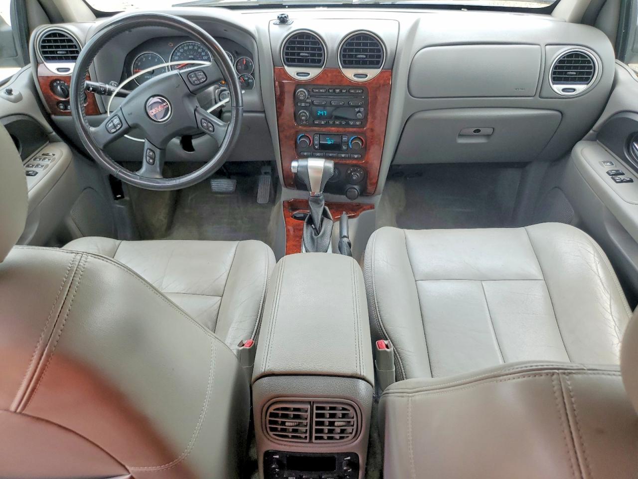 2006 Gmc Envoy Beige vin: 1GKDT13S762340775