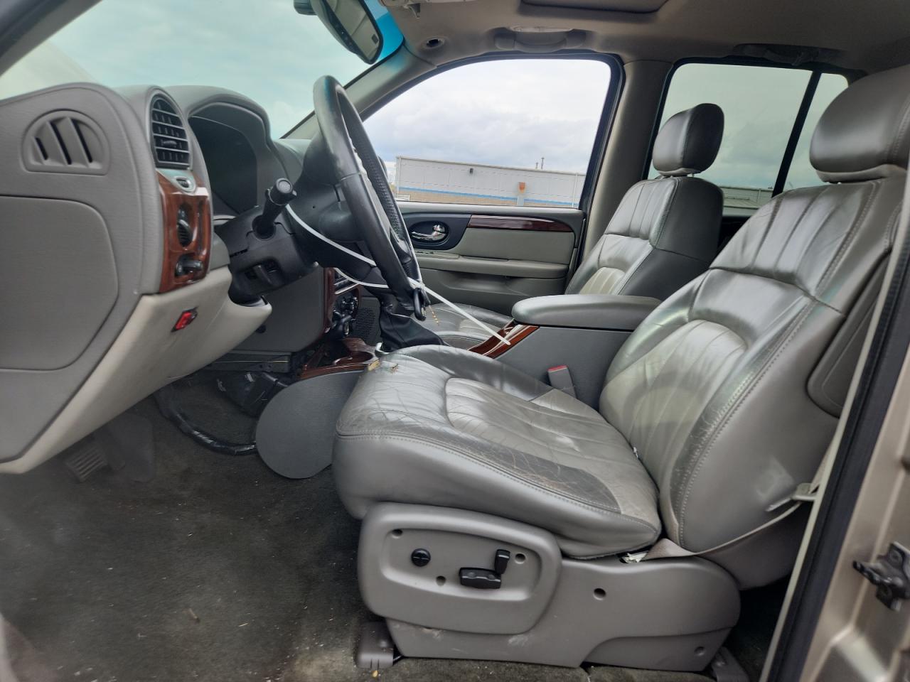 2002 Gmc Envoy Бежевый vin: 1GKDT13S822300327