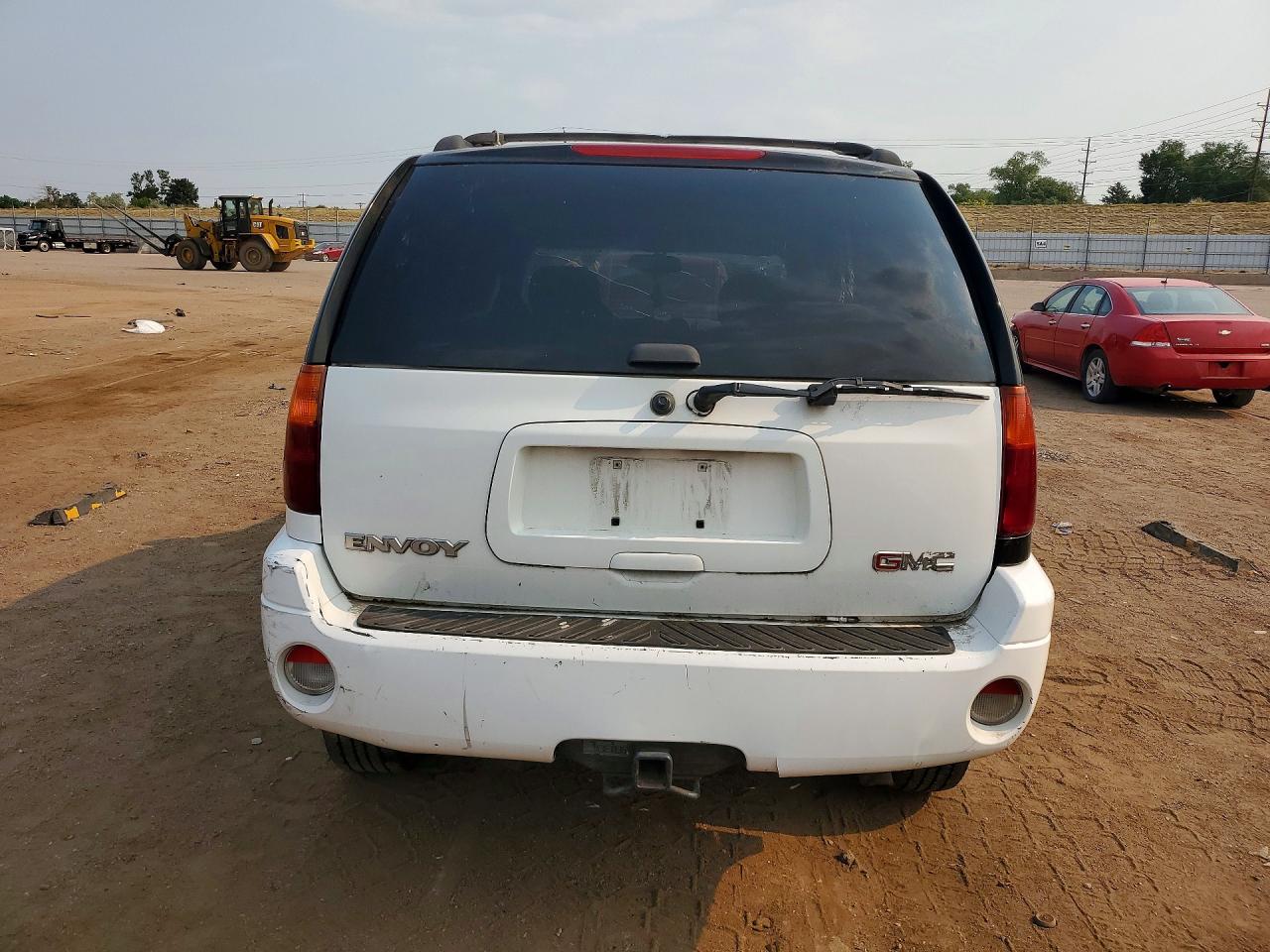 2003 Gmc Envoy White vin: 1GKDT13S832199971