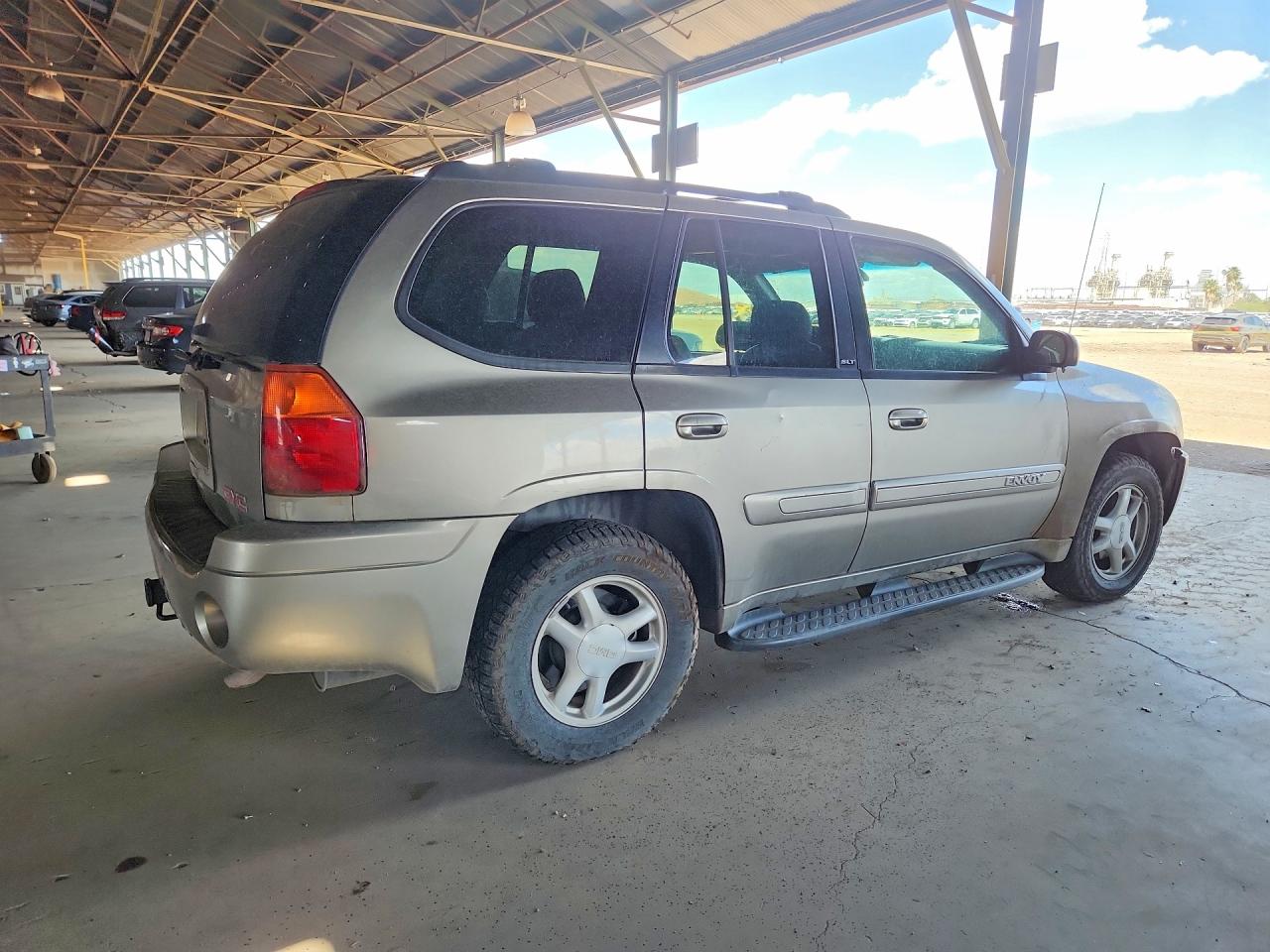 2003 Gmc Envoy Gold vin: 1GKDT13S932145398