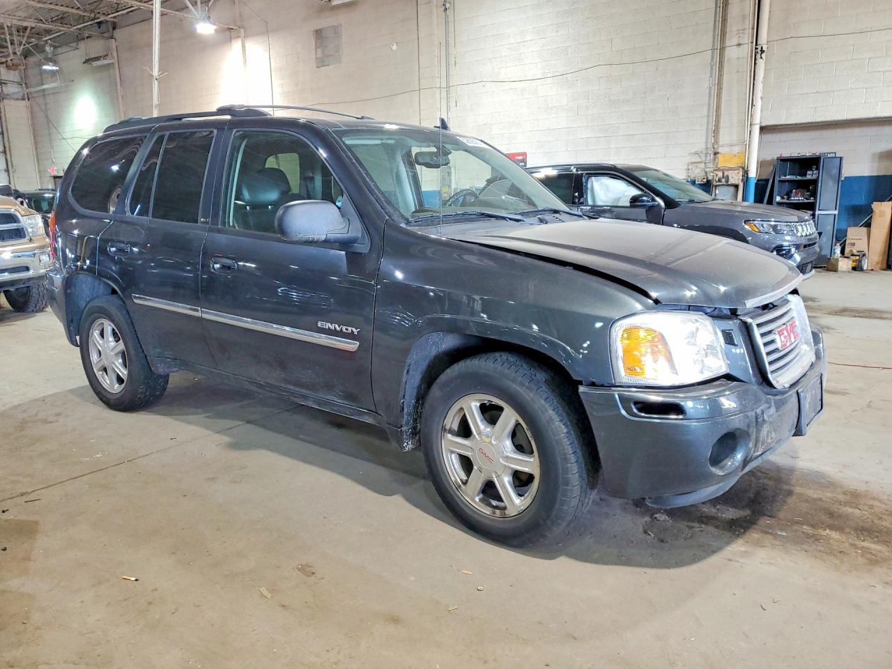 2006 Gmc Envoy Gray vin: 1GKDT13S962313528