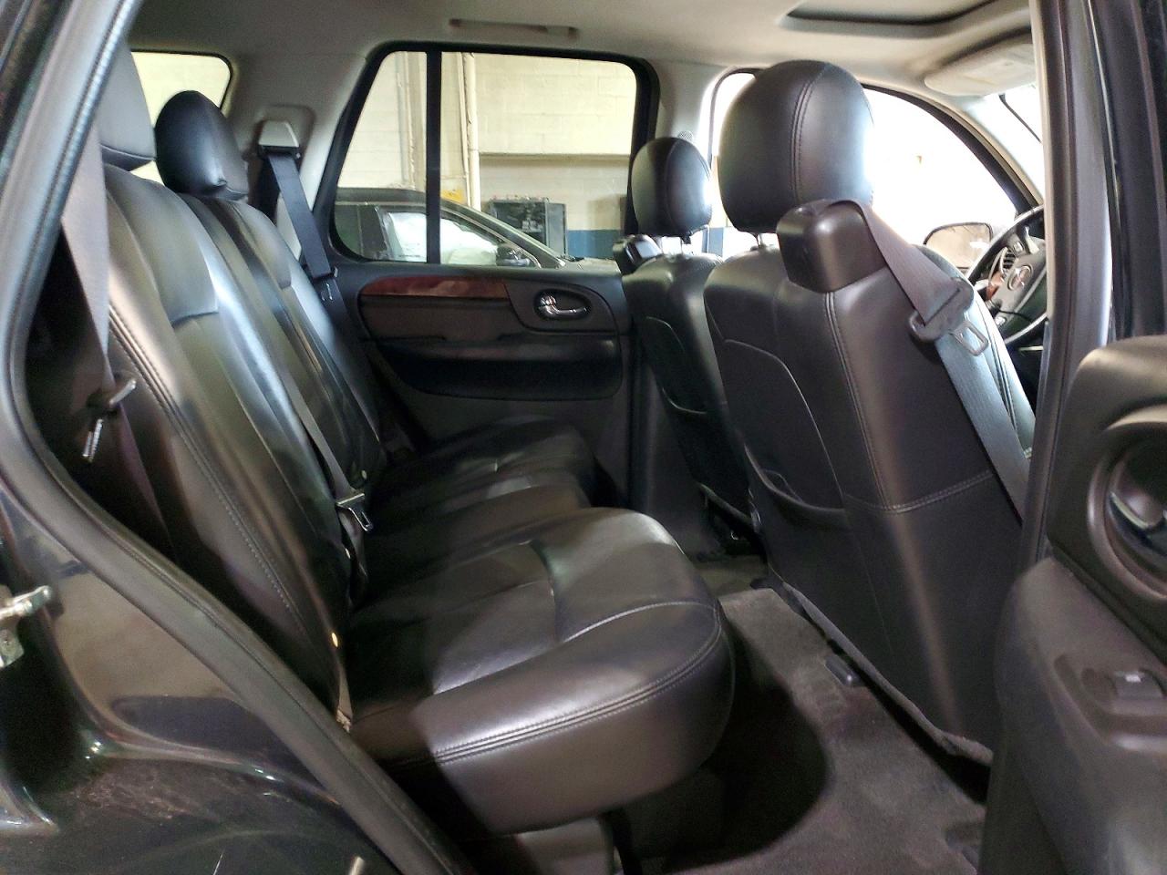 2006 Gmc Envoy Gray vin: 1GKDT13S962313528