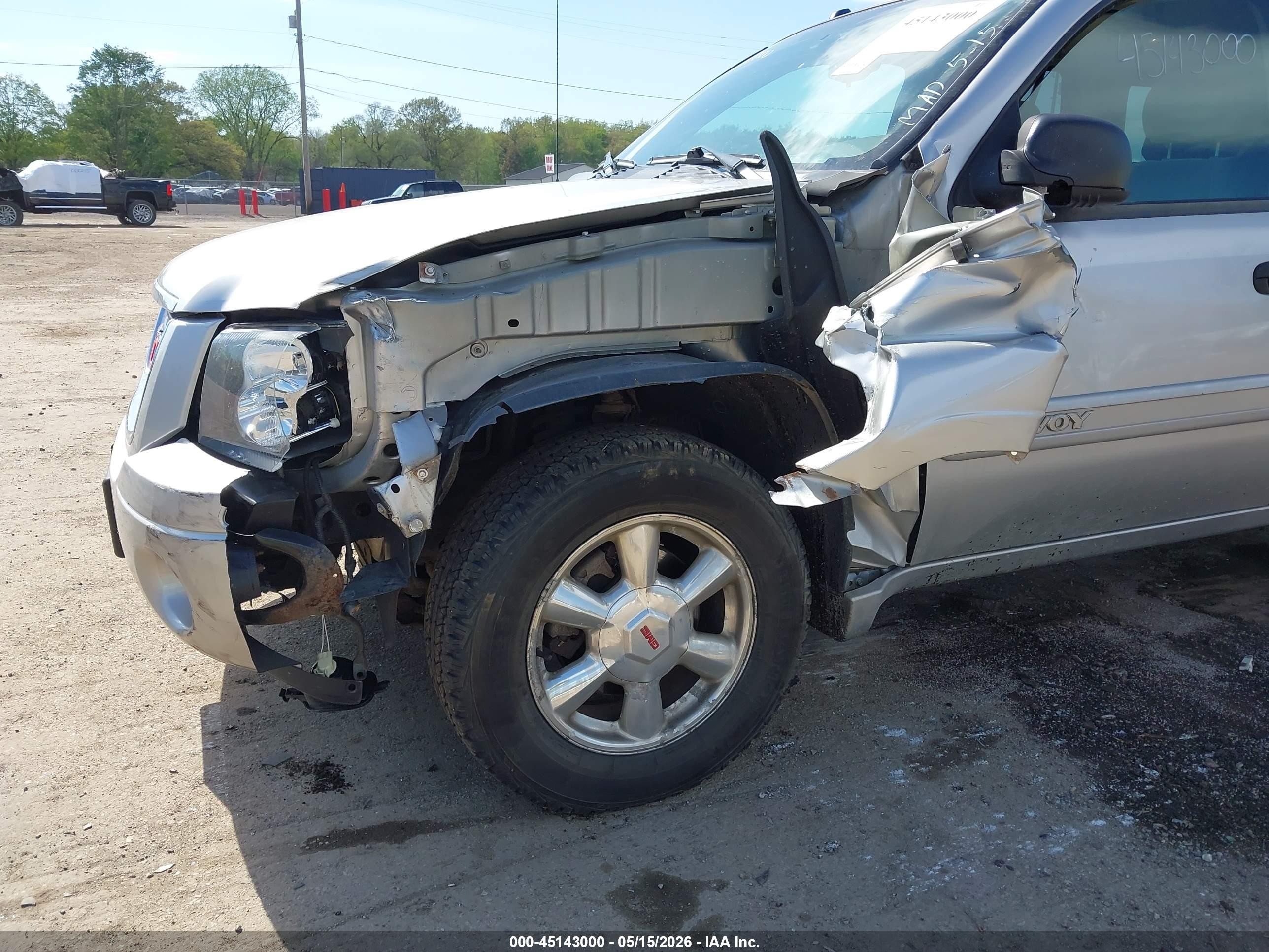 2005 Gmc Envoy Sle Silver vin: 1GKDT13SX52310538