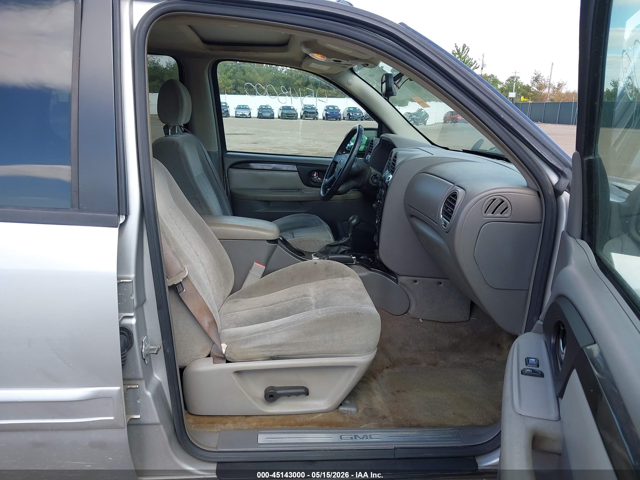 2005 Gmc Envoy Sle Silver vin: 1GKDT13SX52310538