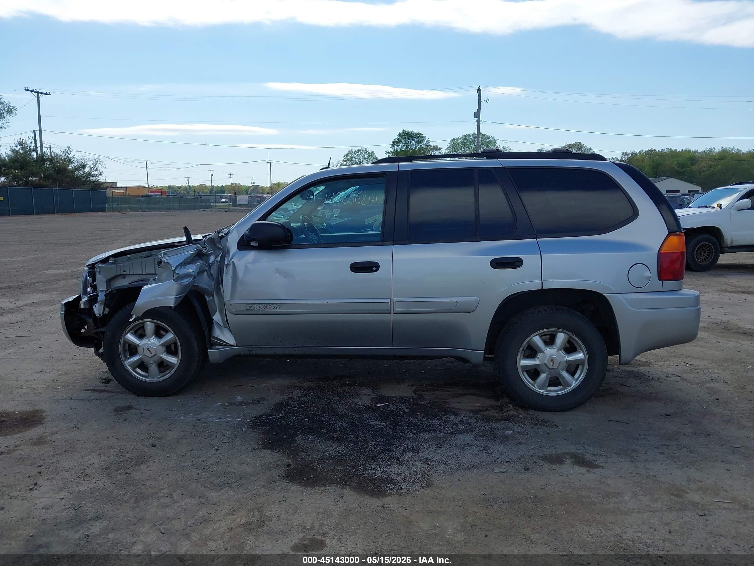 2005 Gmc Envoy Sle Silver vin: 1GKDT13SX52310538