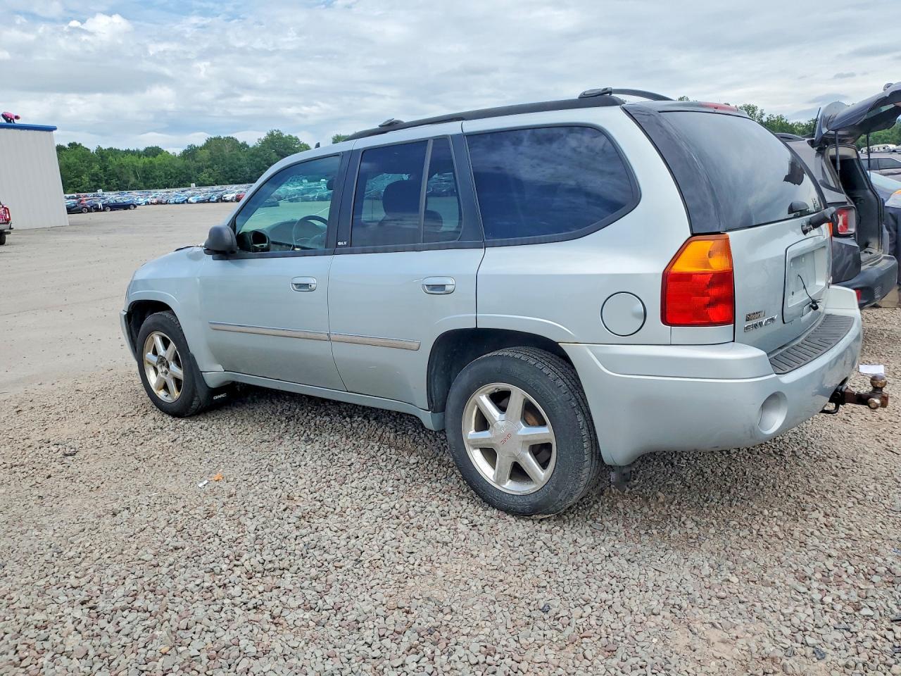 2008 Gmc Envoy Silver vin: 1GKDT13SX82252256