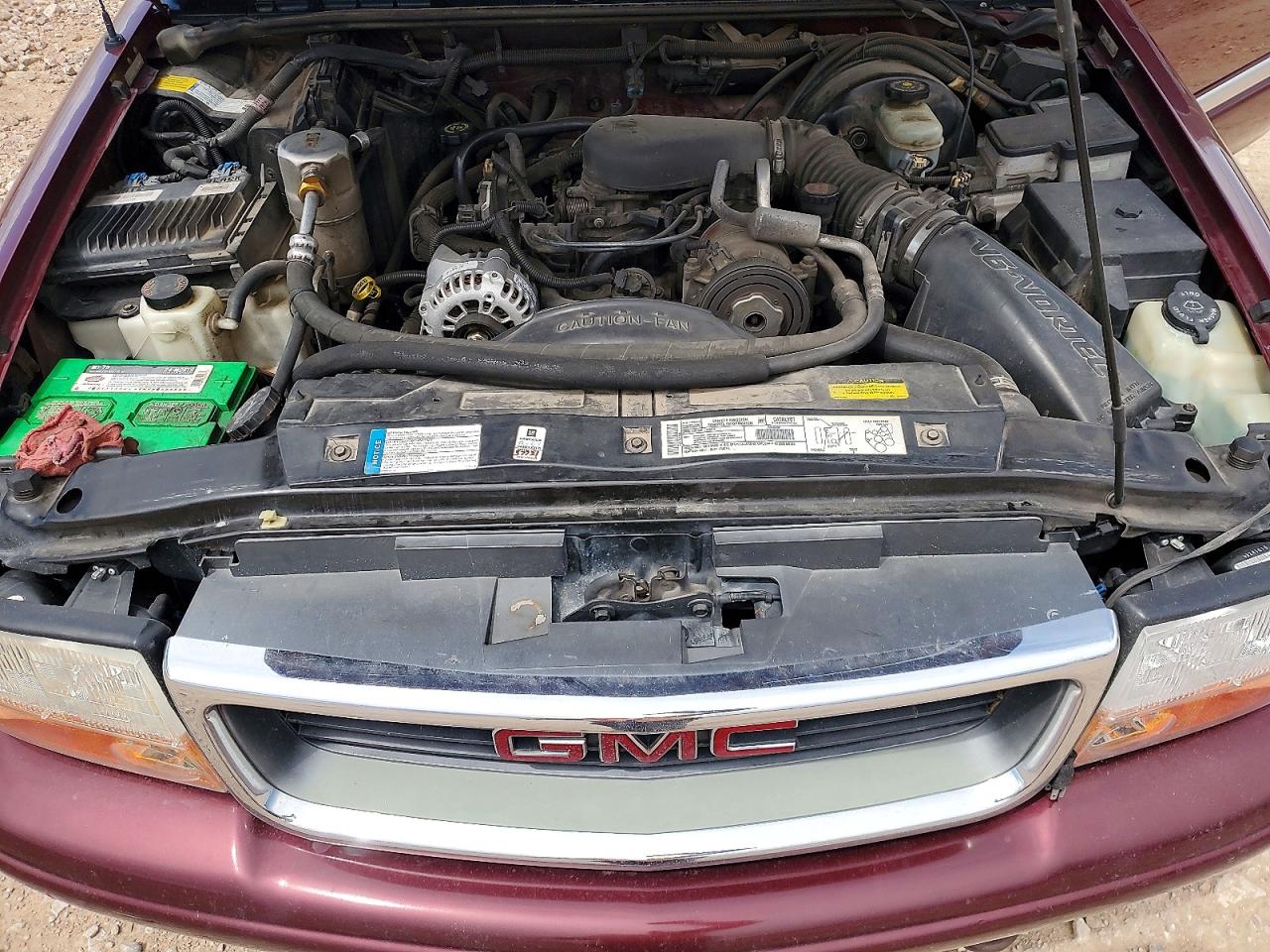 2000 Gmc Jimmy / Envoy Maroon vin: 1GKDT13W1Y2109554