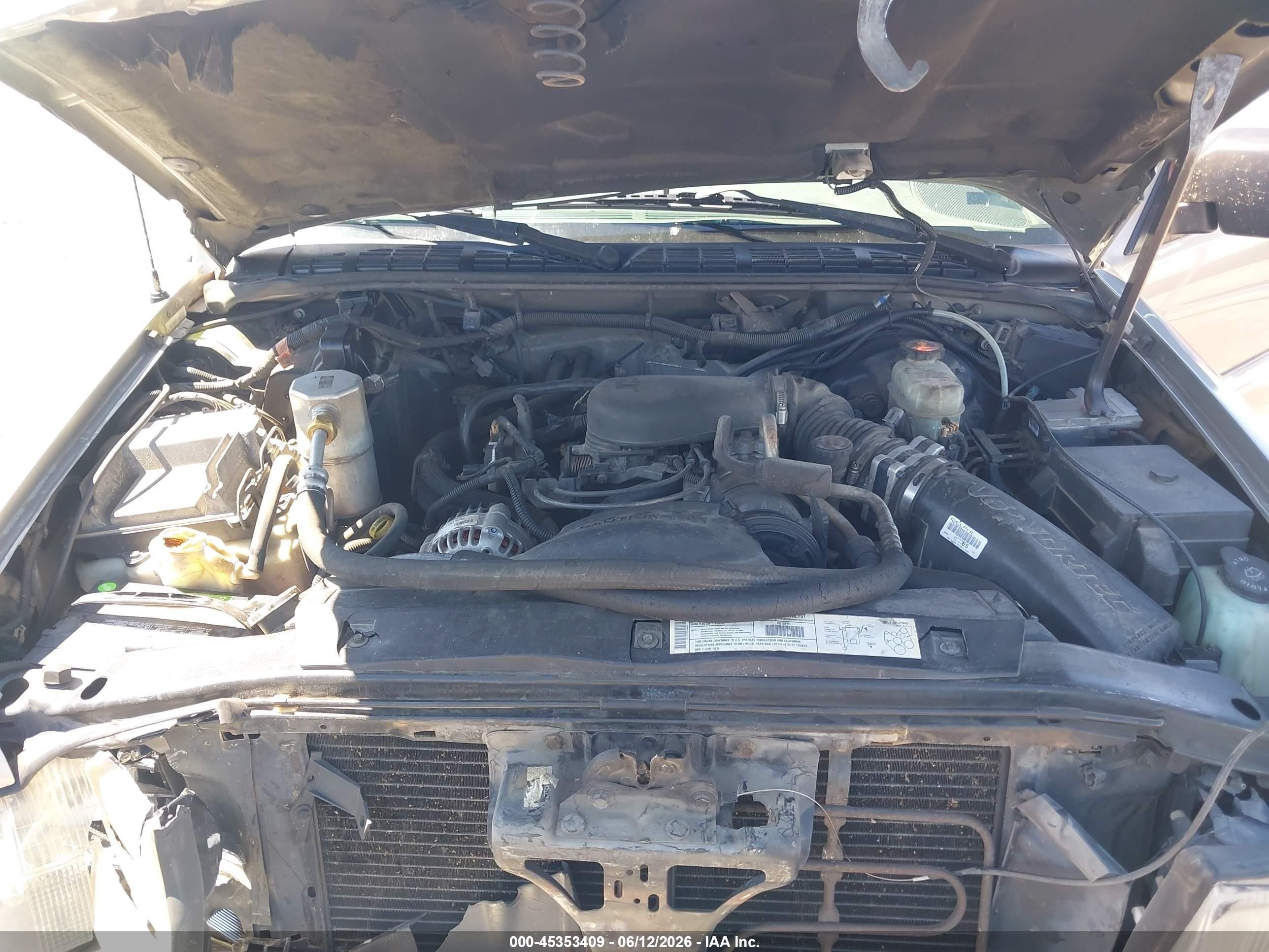 2001 Gmc Jimmy Sle Золотой vin: 1GKDT13W212192644