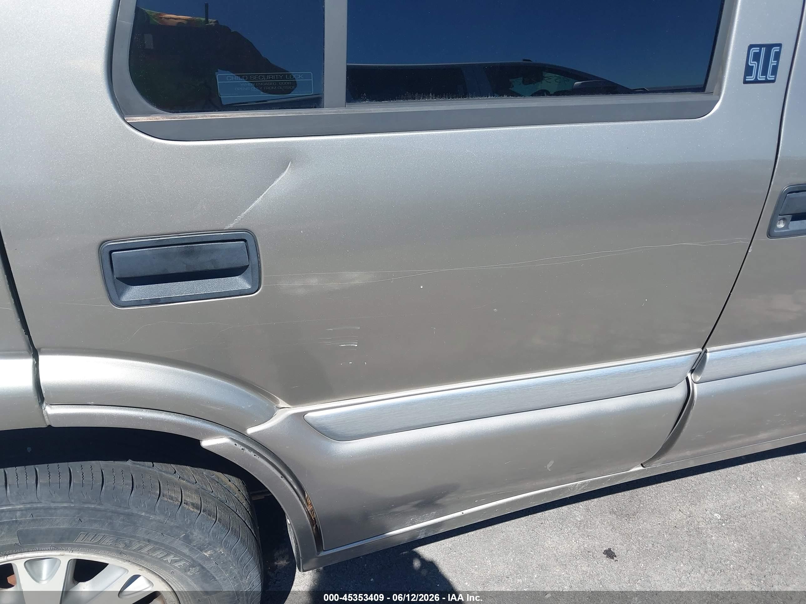 2001 Gmc Jimmy Sle Золотой vin: 1GKDT13W212192644
