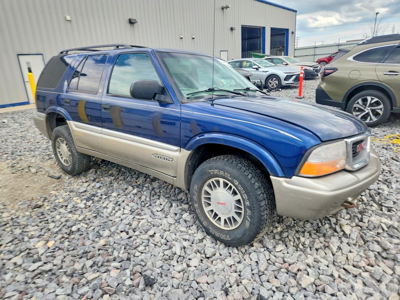2000 Gmc Jimmy / Envoy Blue vin: 1GKDT13W2Y2186272