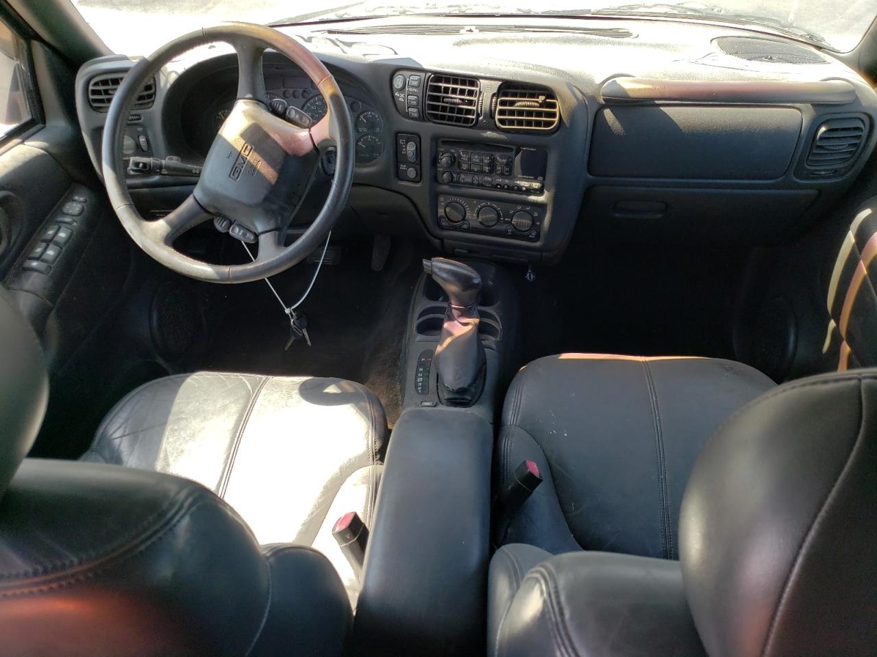1999 Gmc Jimmy Red vin: 1GKDT13W7X2542388