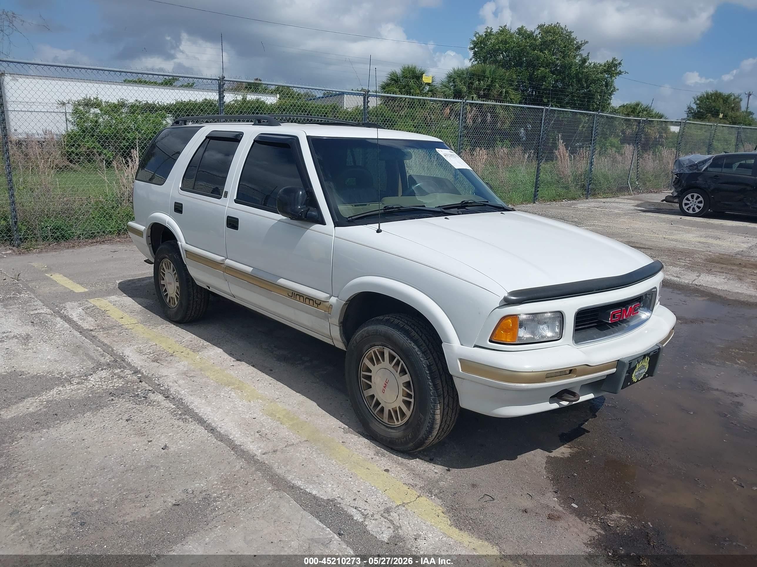 1GKDT13WXV2519927
