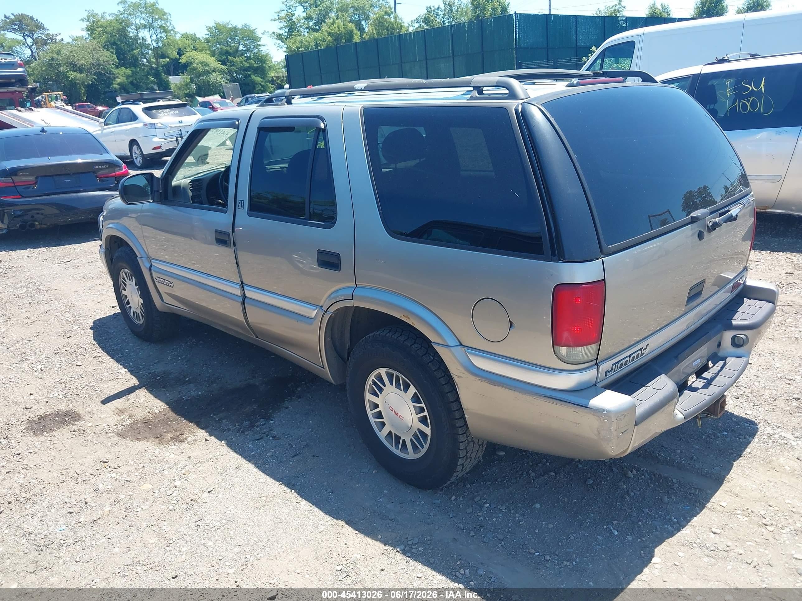 2000 Gmc Jimmy Sle Silver vin: 1GKDT13WXY2164035