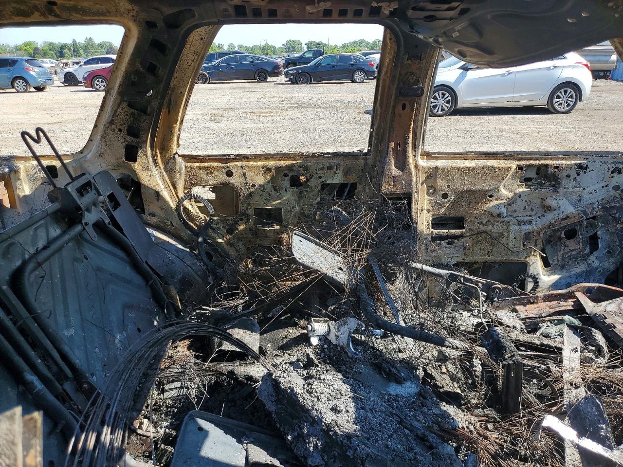 2004 Gmc Jimmy Burn vin: 1GKDT13X94K148881
