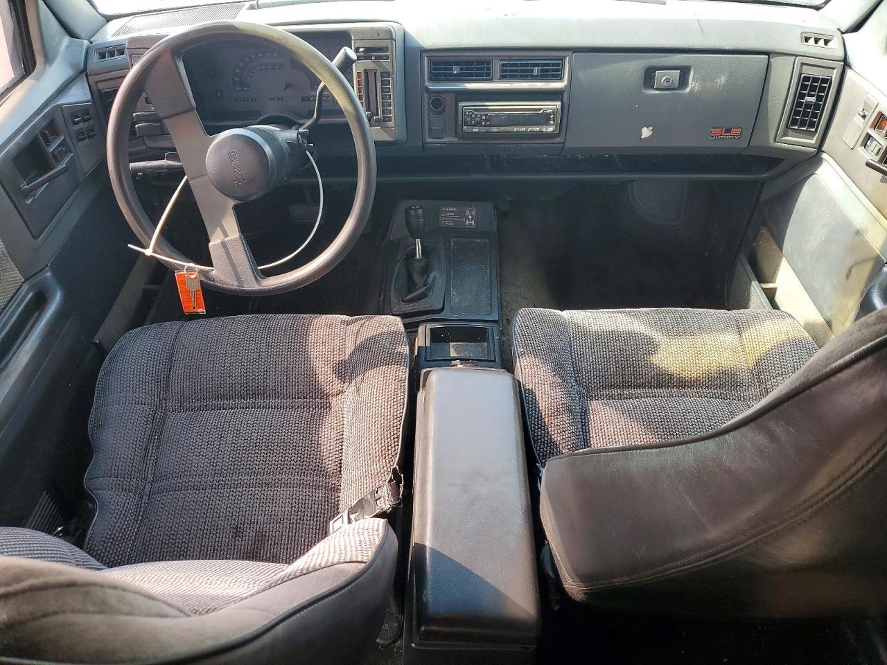 1991 Gmc S15 Jimmy White vin: 1GKDT13Z9M2513674