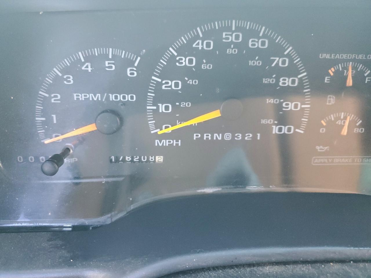 1999 Gmc Yukon Золотой vin: 1GKEC13R5XJ801805