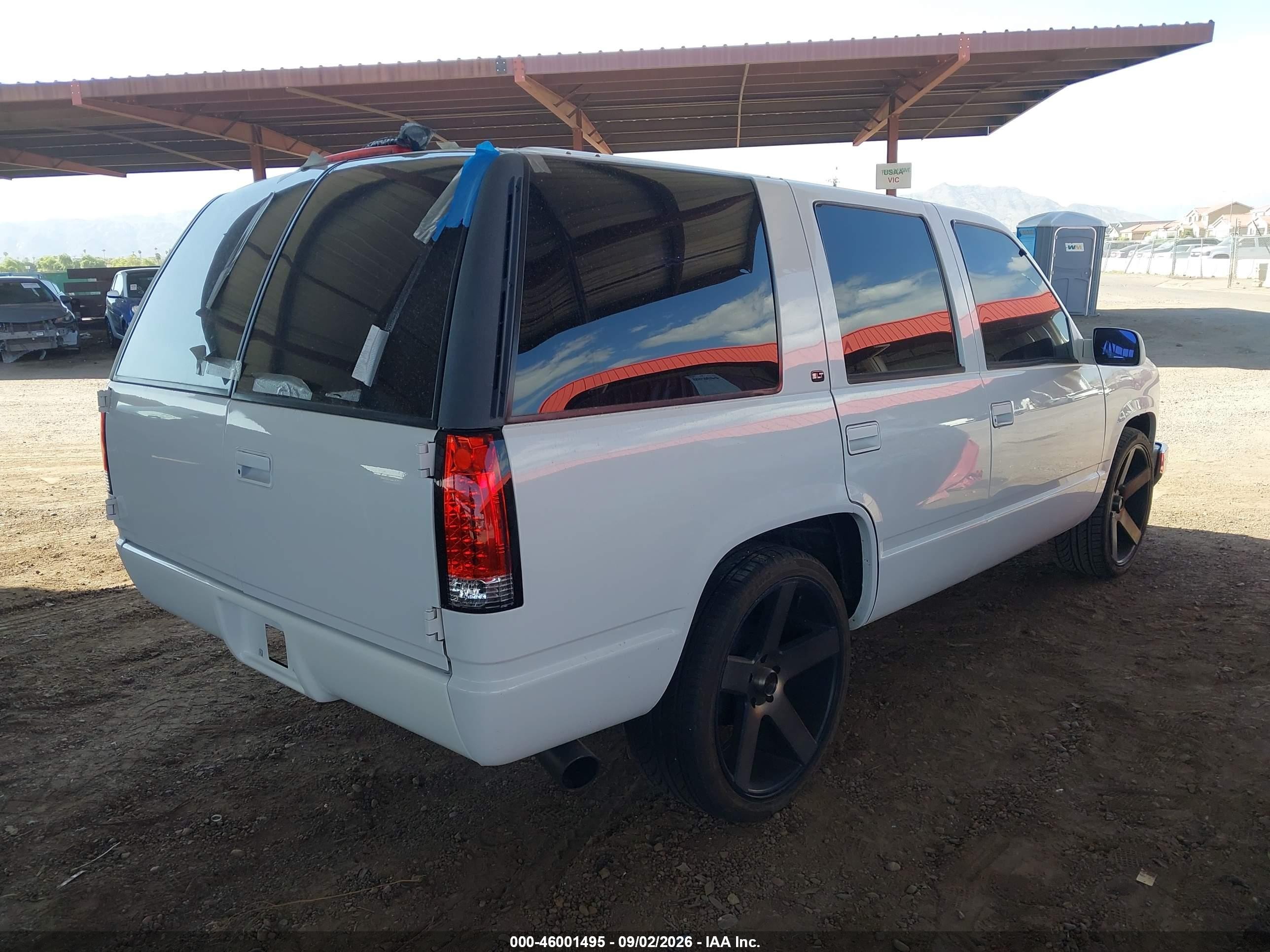 1998 Gmc Yukon Slt White vin: 1GKEC13R6WR514148