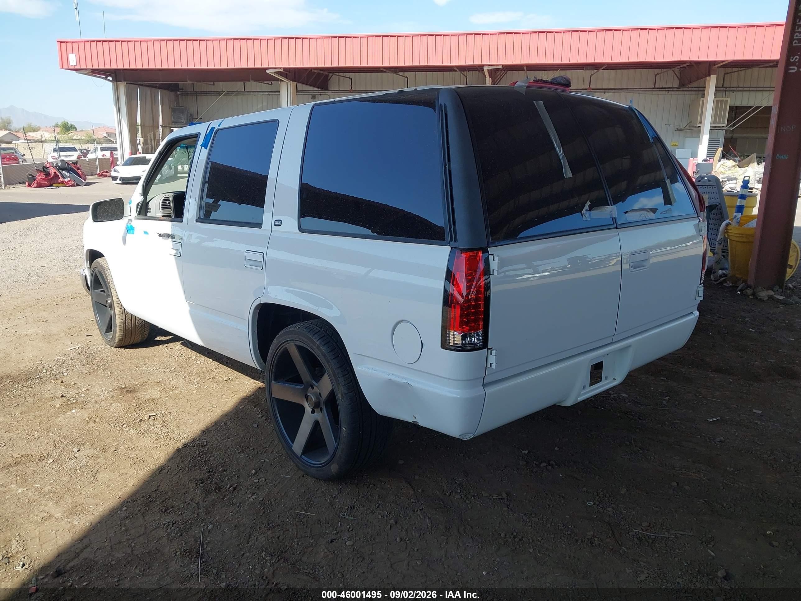1998 Gmc Yukon Slt White vin: 1GKEC13R6WR514148